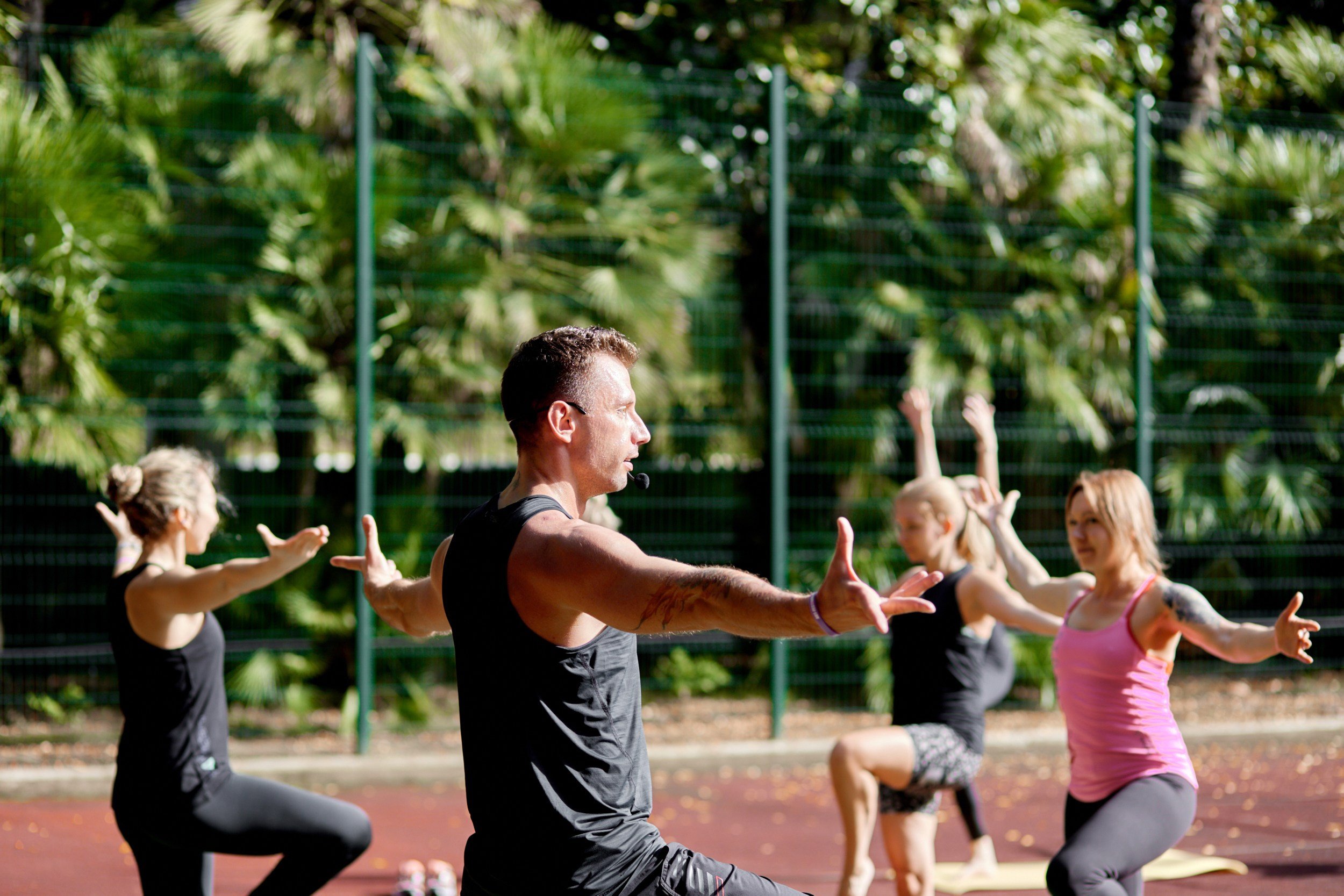 Фитнес танец. RetroChic Фото