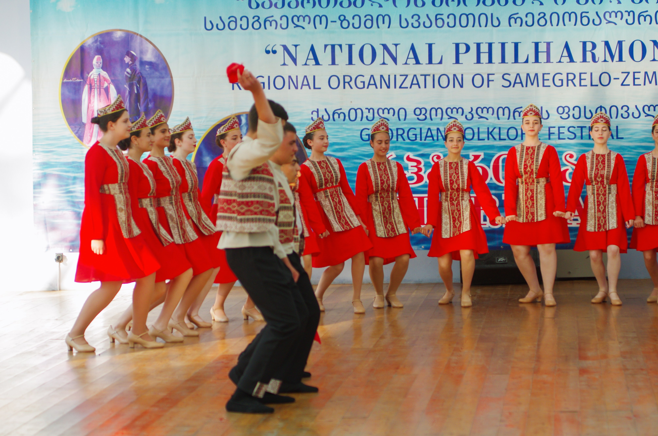 Кабулети Танцы. Портретный фотограф Денис Милютин