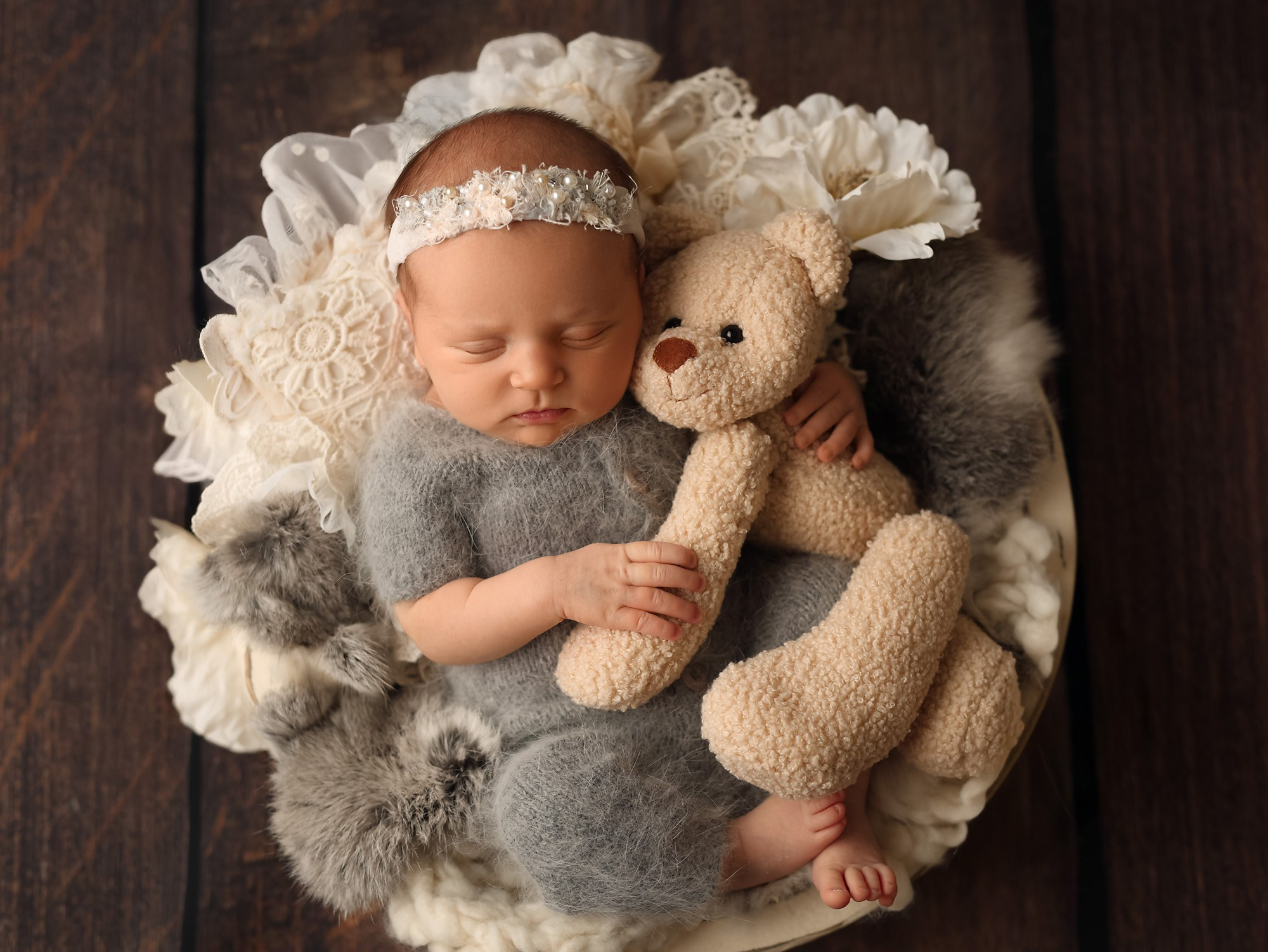 Newborn. Фотограф новорождённых в Казани Нейля Гильмутдинова ньюборн