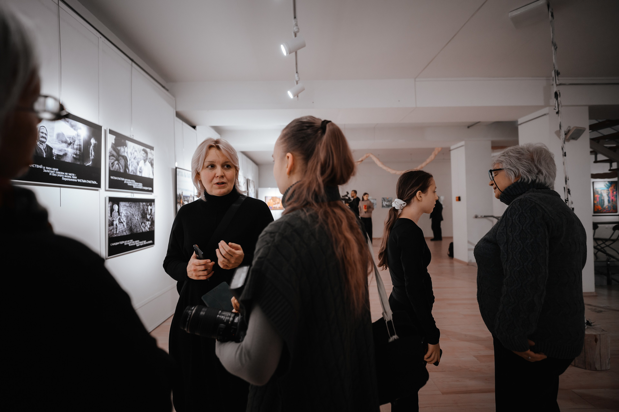 18.02.2026 | Галерея современного искусства «Красный Мост». Русское всё. Фотограф Роман Рудаков