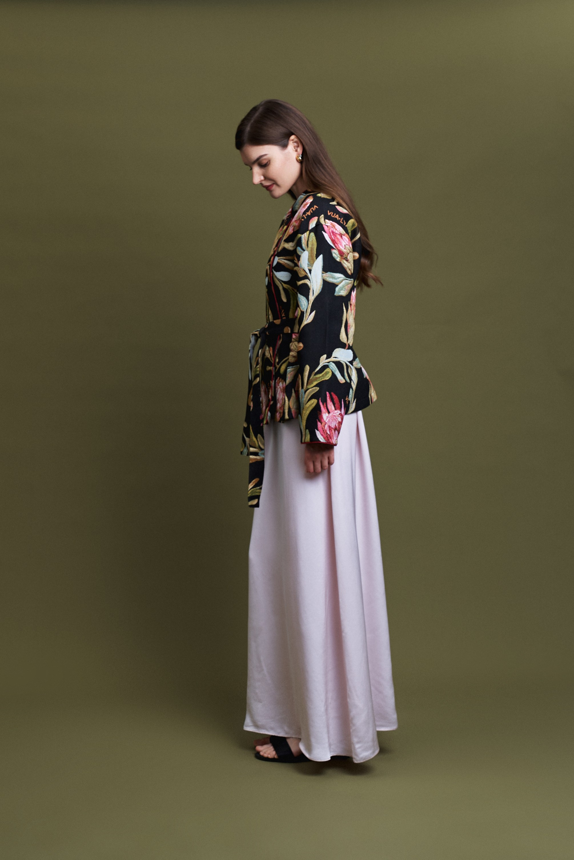 Каталог не на белом фоне. Фото и видео для брендов и бизнеса