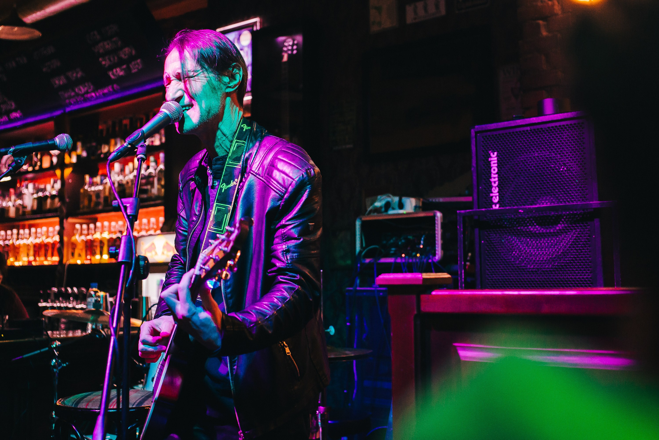 Томас 2023 The Бочка pub. Фотограф в Челябинске Ополихина Анна