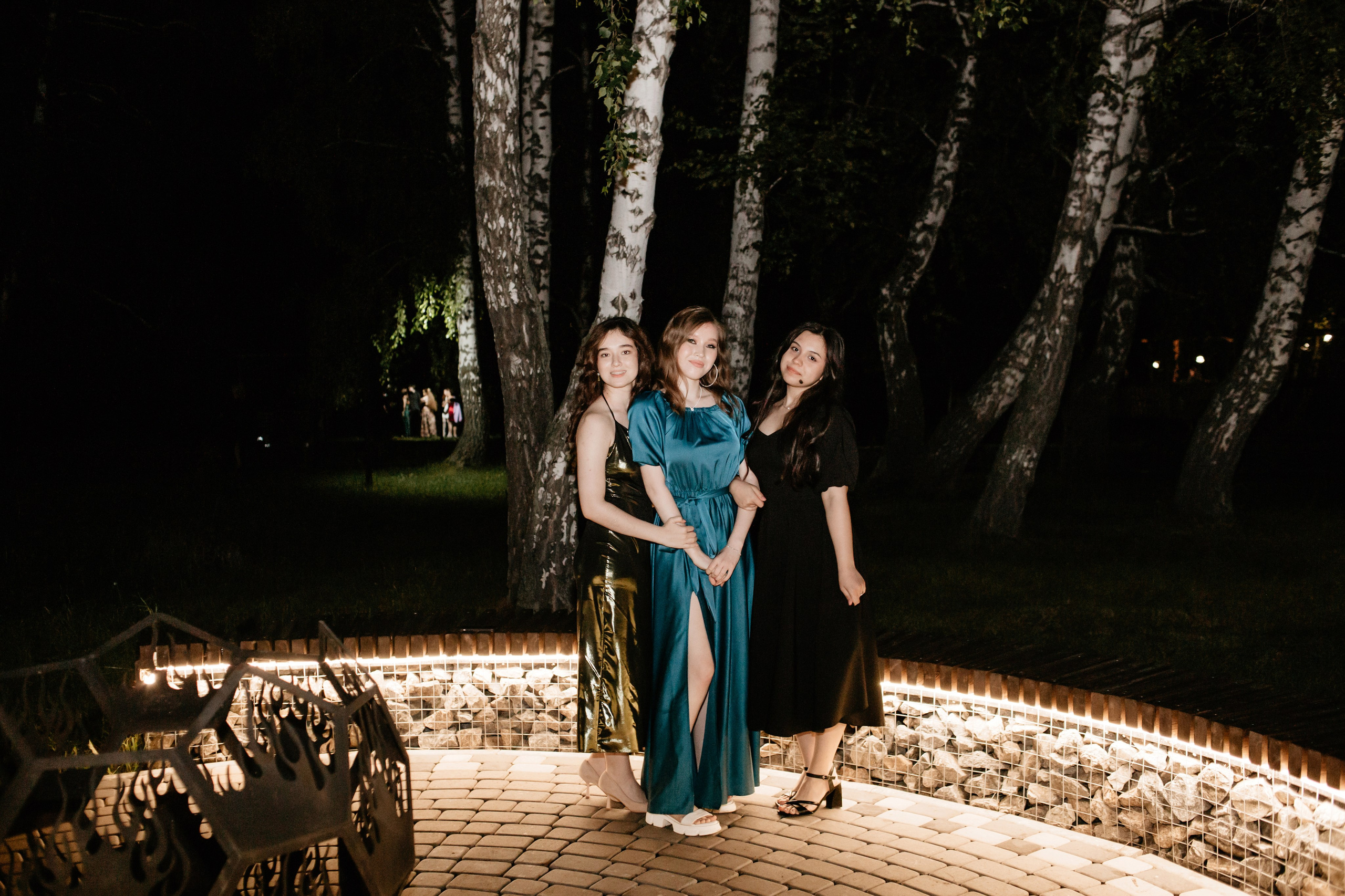 Выпускной 2025 (41 школа) 11 класс. Фотограф в Челябинске Ополихина Анна