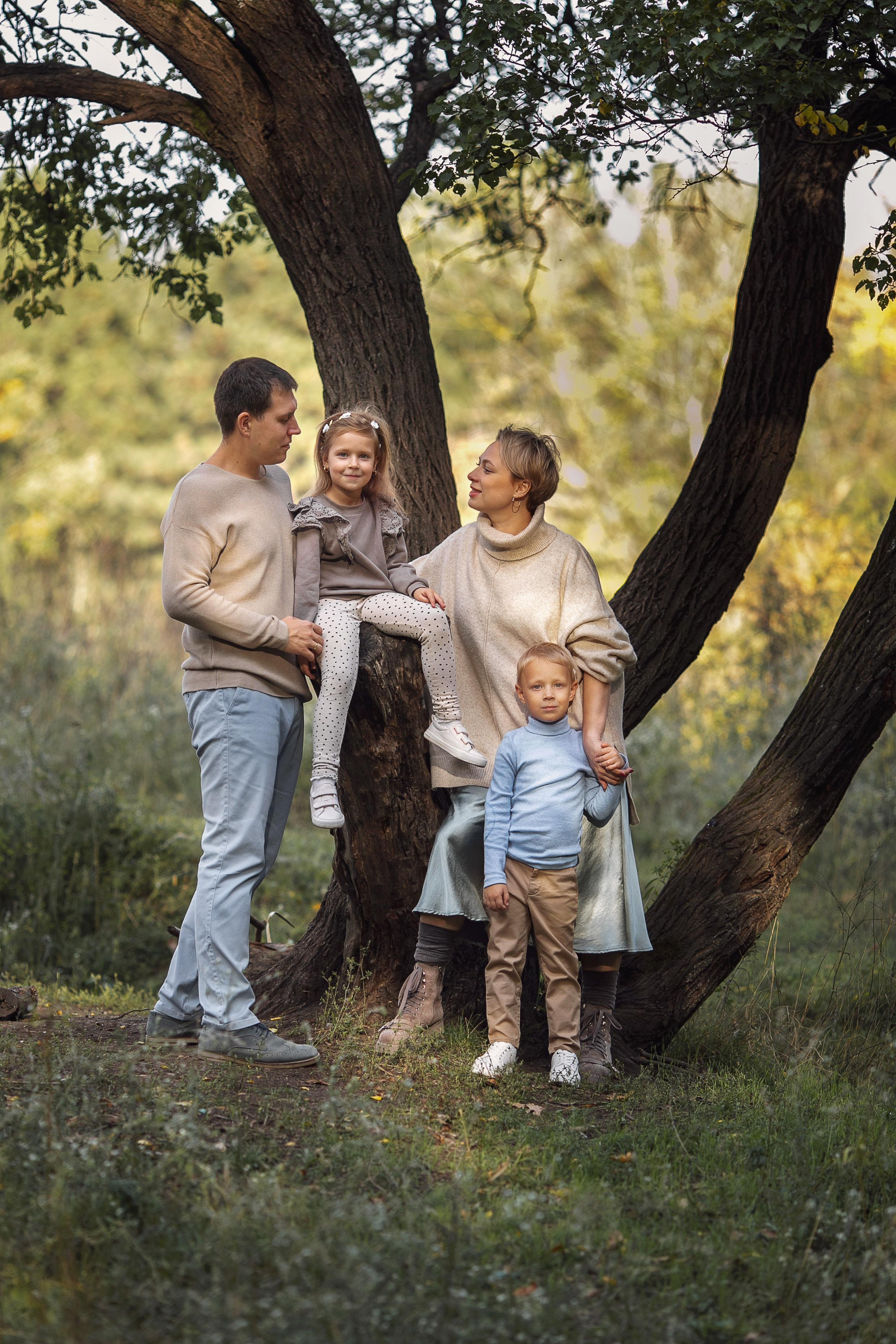 В сосновом бору. Семейный и детский фотограф в Ростове-на-Дону Мария Курутина