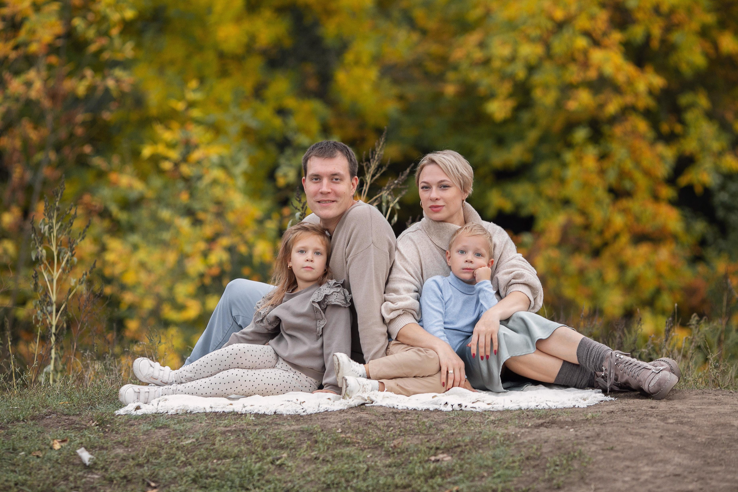 В сосновом бору. Семейный и детский фотограф в Ростове-на-Дону Мария Курутина