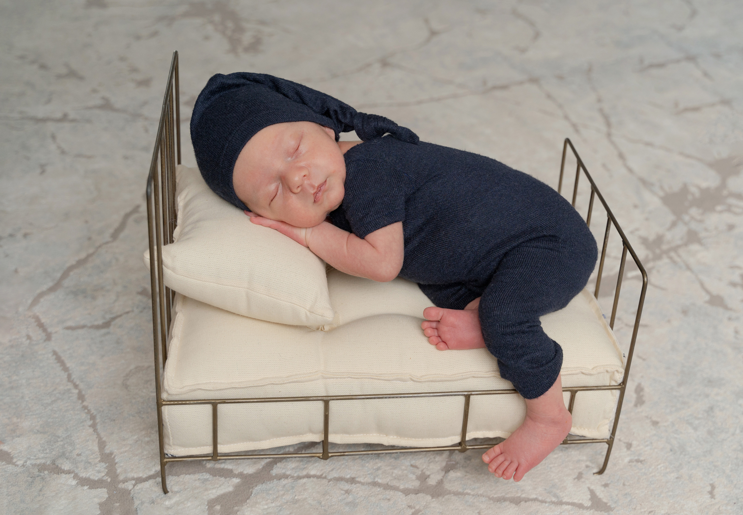 НОВОРОЖДЁННЫЕ. Детская выездная фотостудия. Фотограф новорождённых newborn, годовасие