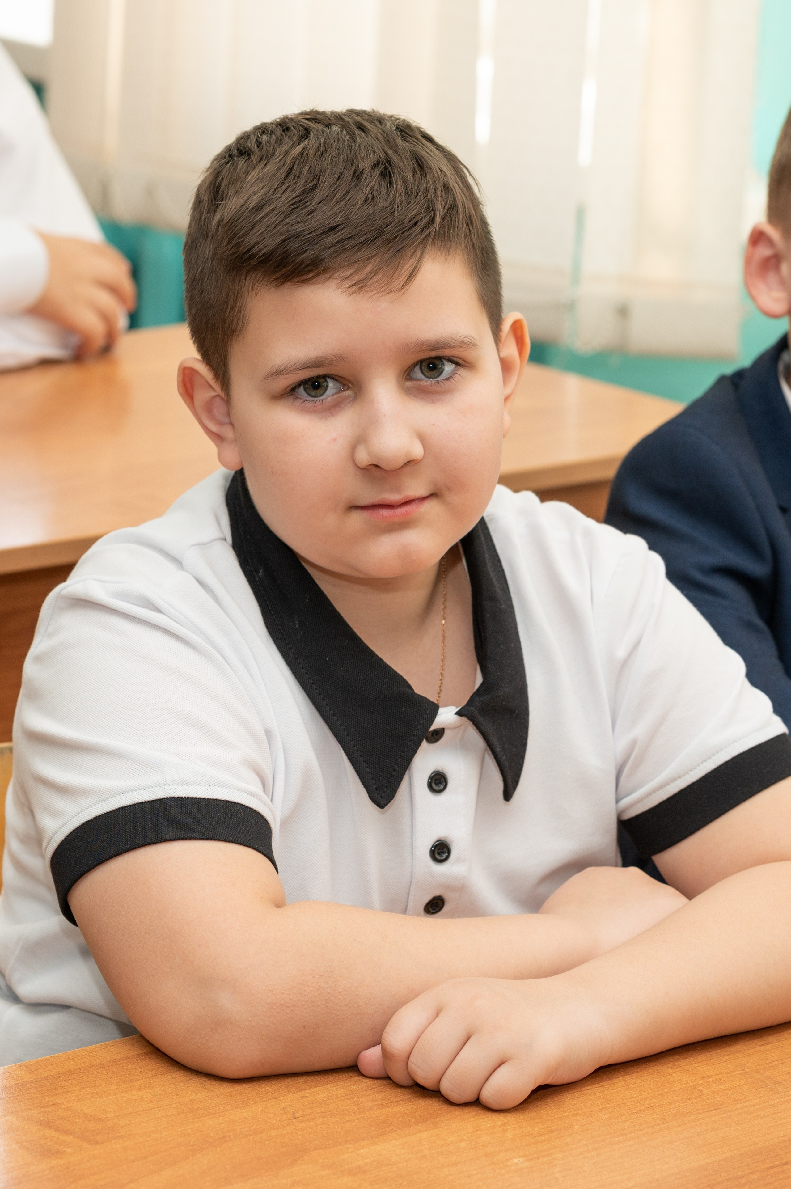 Школьная фотосессия в Туле. Портретный, семейный, свадебный фотограф. Бизнес, контент съёмка. Тула