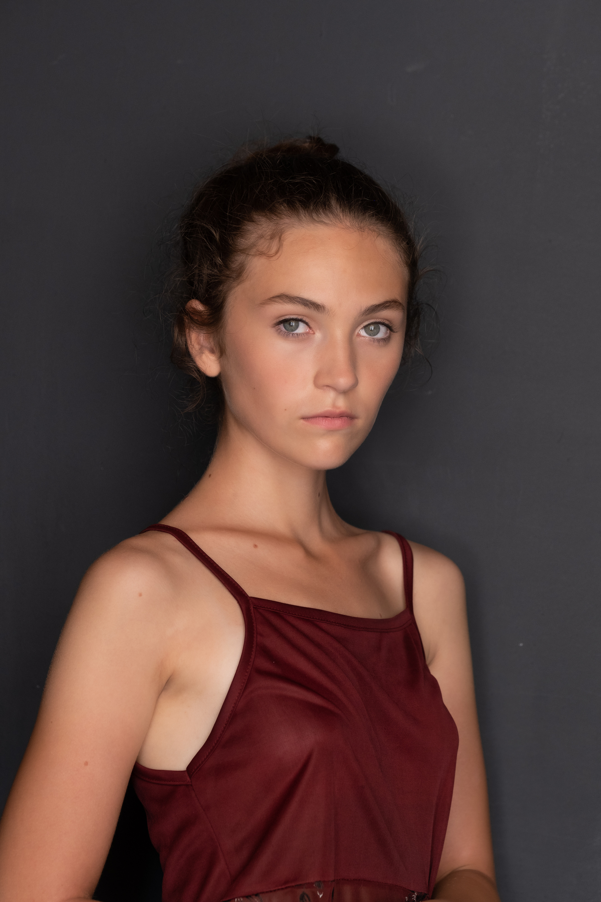 портрет, студийный портрет, портрет девушки, портретное фото, фотография в студии, фотостудия