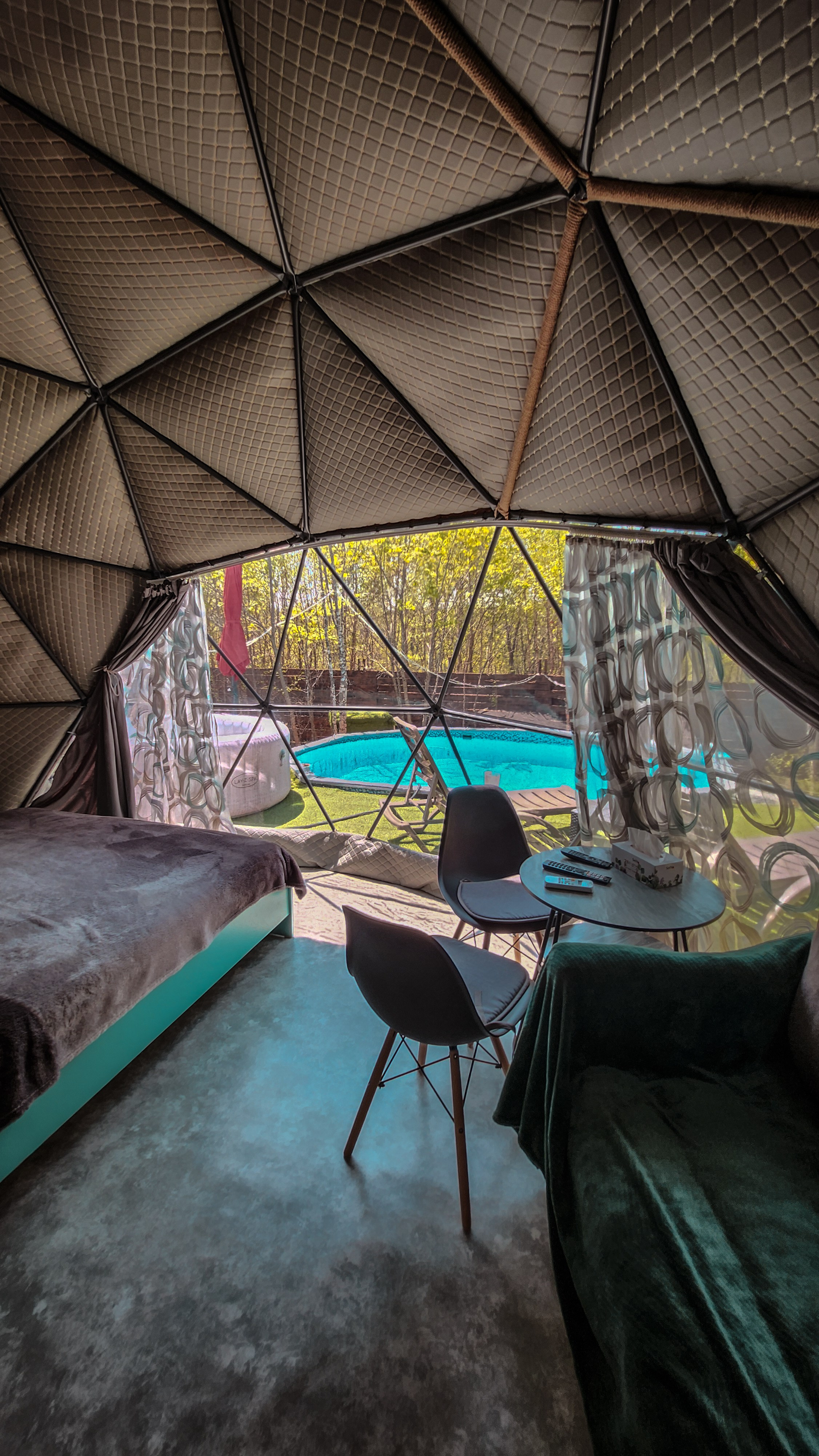 Геокупол фото. Вгости. Посуточная аренда дома во Владивостоке, баня с чаном. Теплый бассейн, геокупол. Аренда дома во Владивостоке, Надеждинском районе