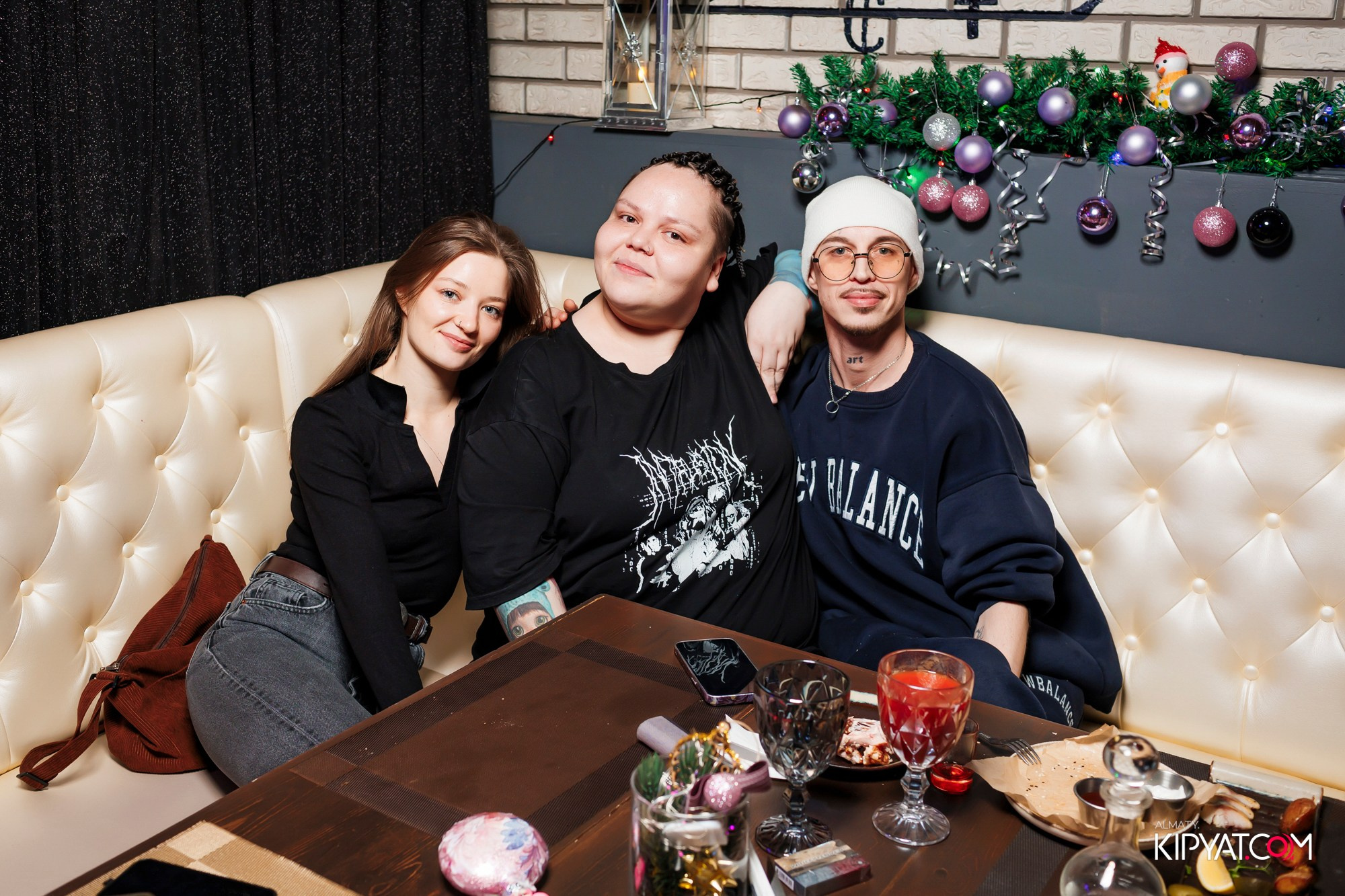 BIRTHDAY KARAOKE THE WALL STREET. КИПЯТКОМ АЛМАТЫ! Фотосъемка мероприятий в Алматы