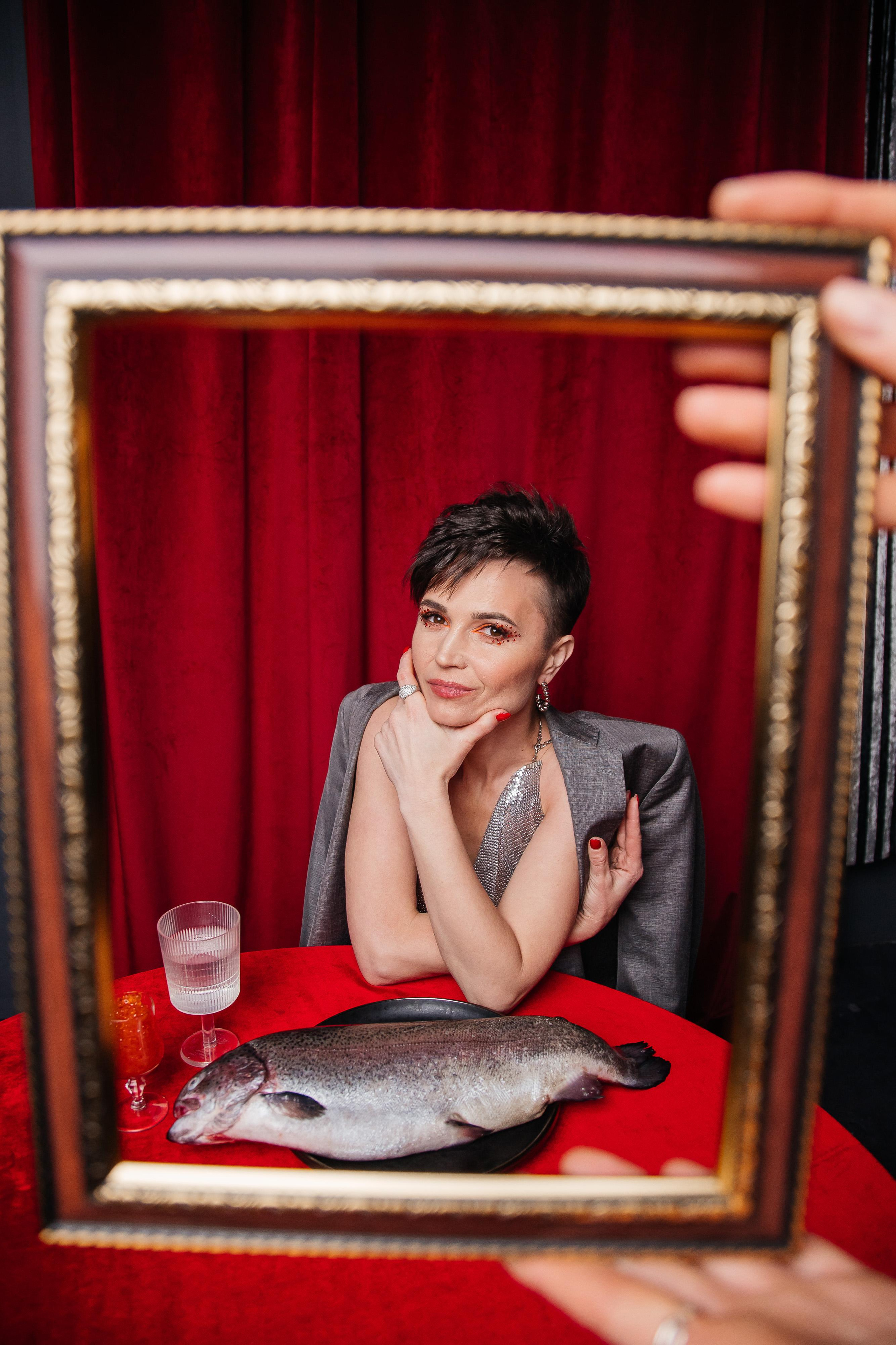 Концепт для рыбного контента. Креативный и женский Фотограф Омске Наталья Лебедева