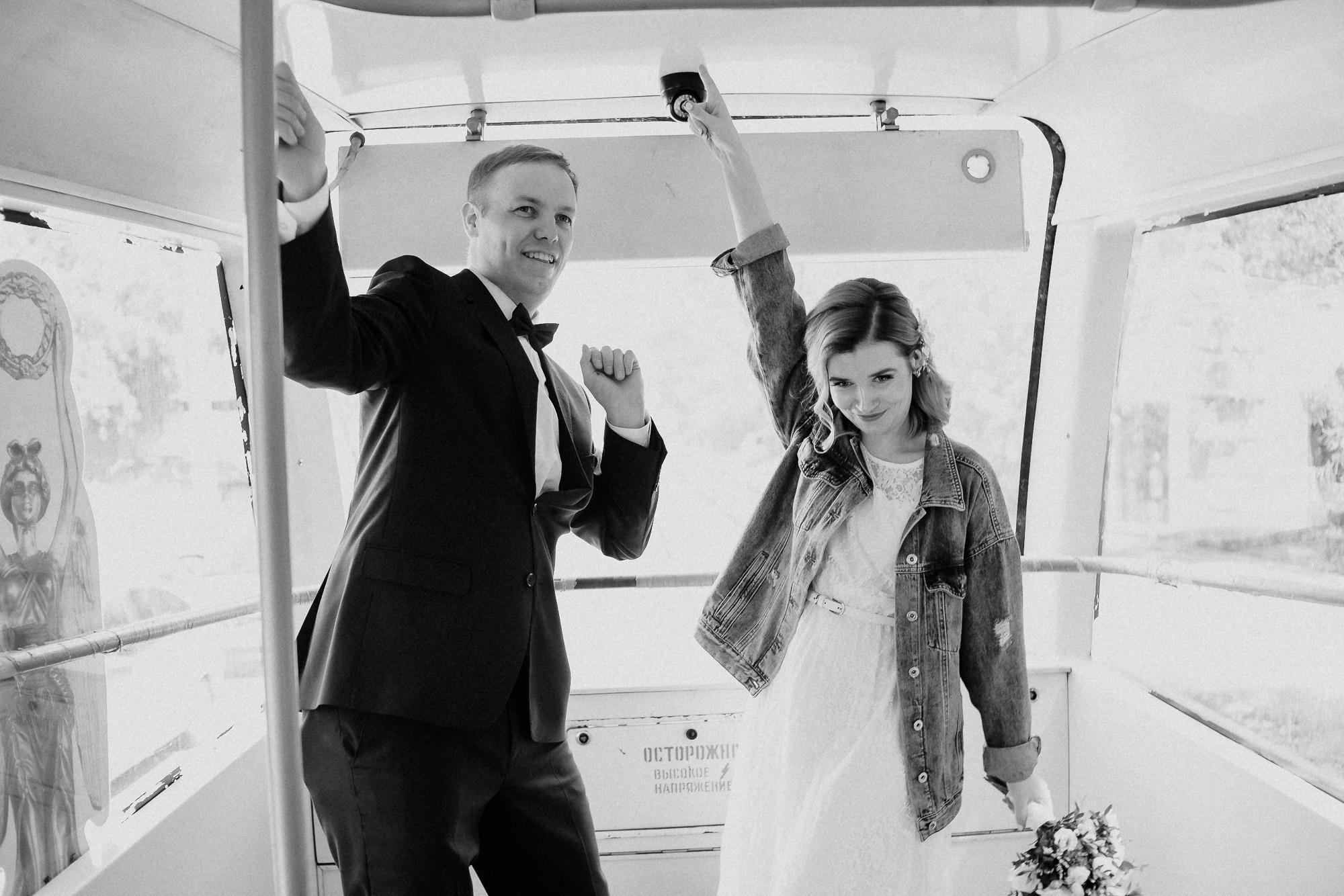 Трамвай, лето, кафе. Креативный и женский Фотограф Омске Наталья Лебедева