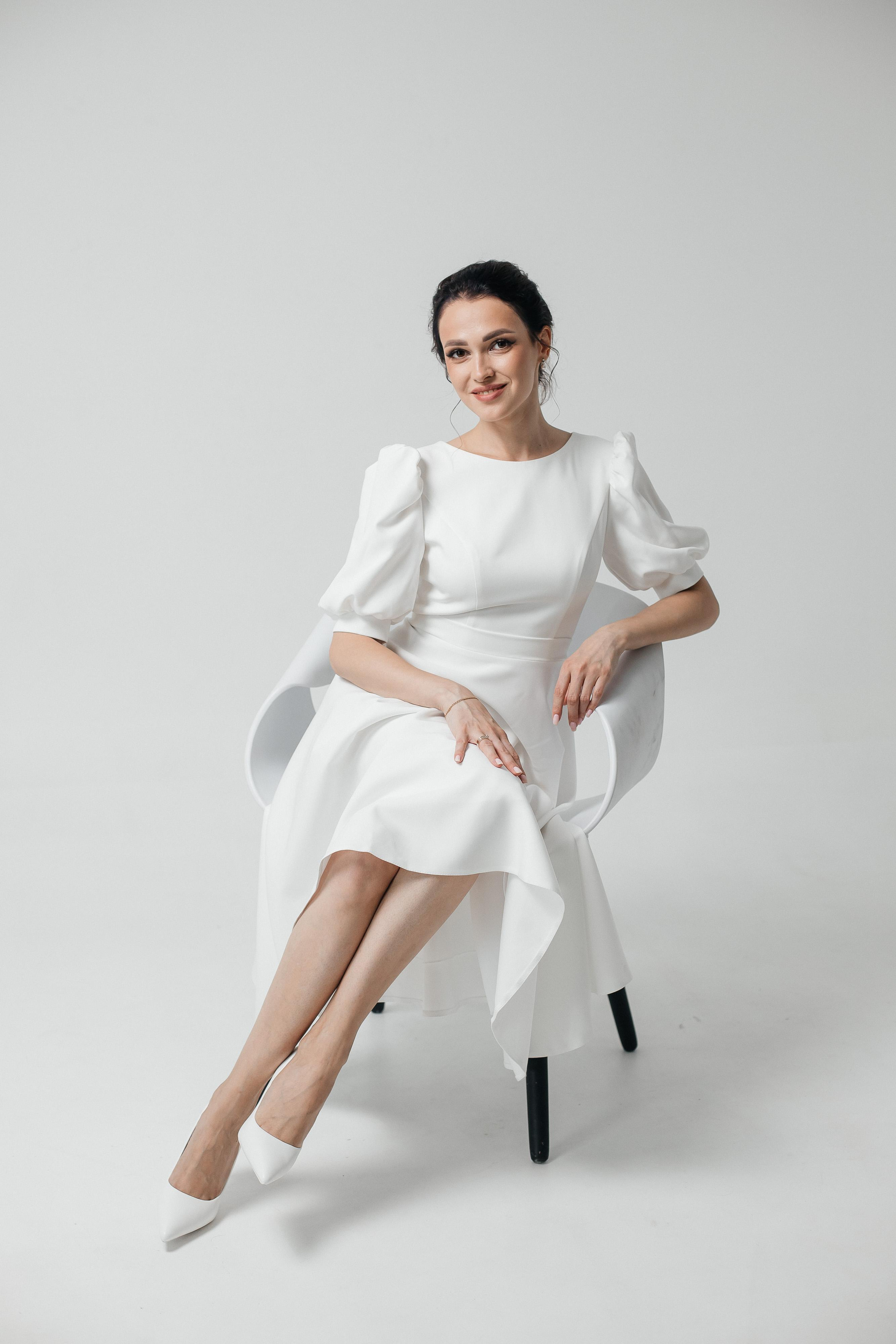 Классика в классической студии. Креативный и женский Фотограф Омске Наталья Лебедева