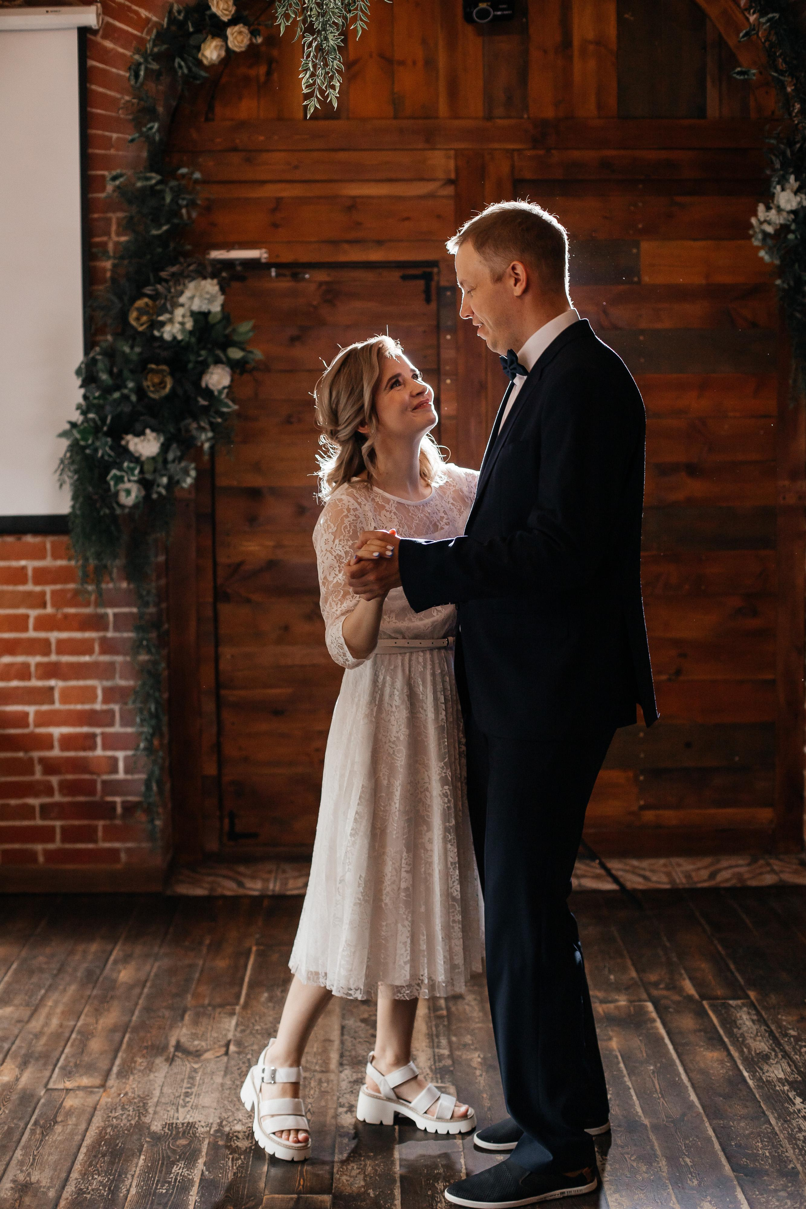 Трамвай, лето, кафе. Креативный и женский Фотограф Омске Наталья Лебедева