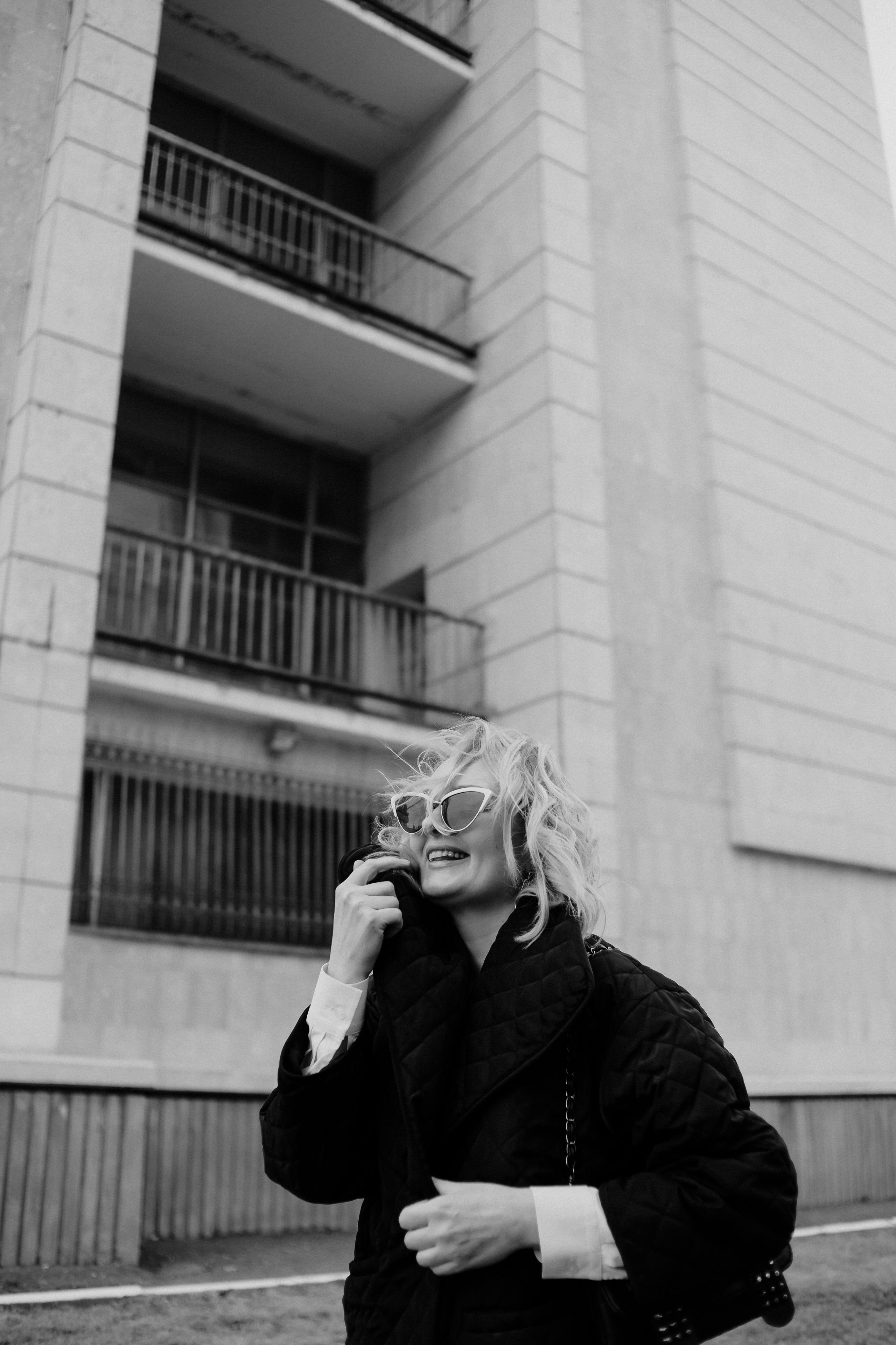 Кофейня, прогулка, ветер. Креативный и женский Фотограф Омске Наталья Лебедева