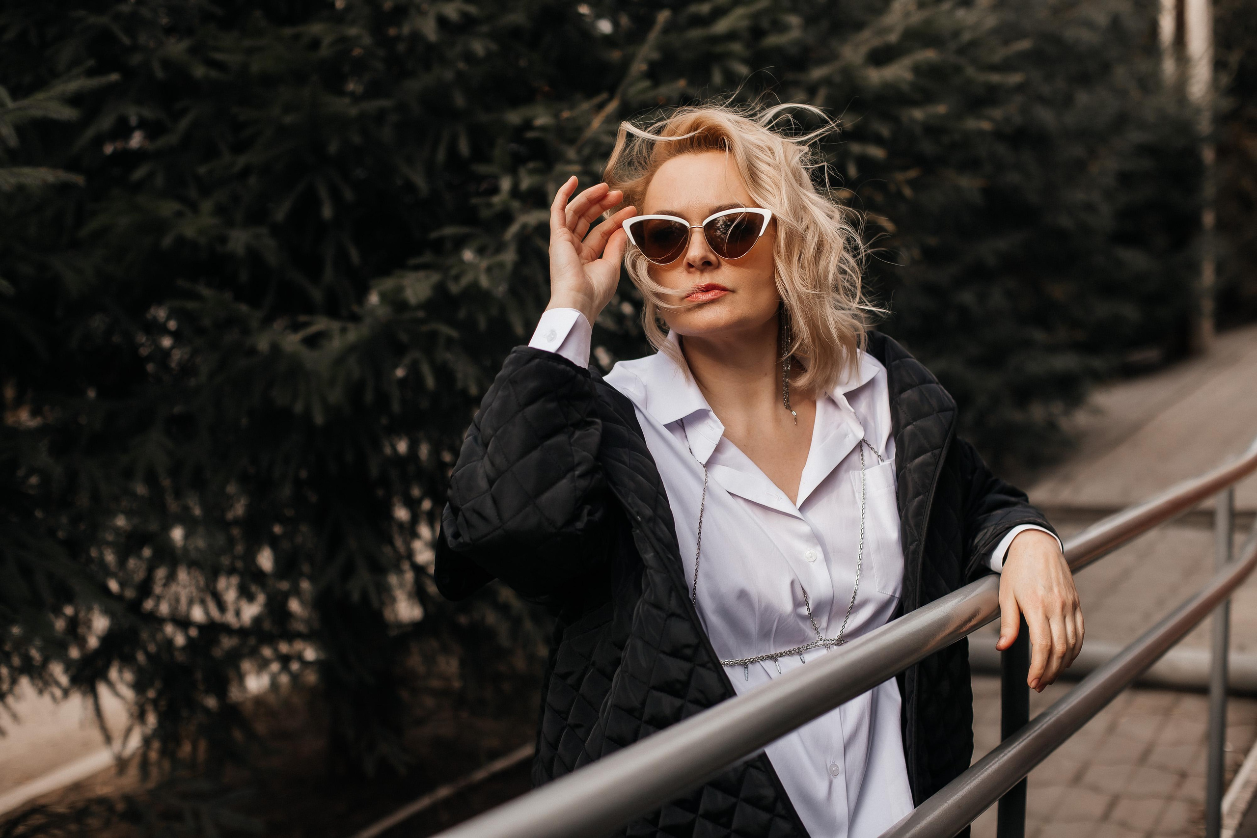 Кофейня, прогулка, ветер. Креативный и женский Фотограф Омске Наталья Лебедева