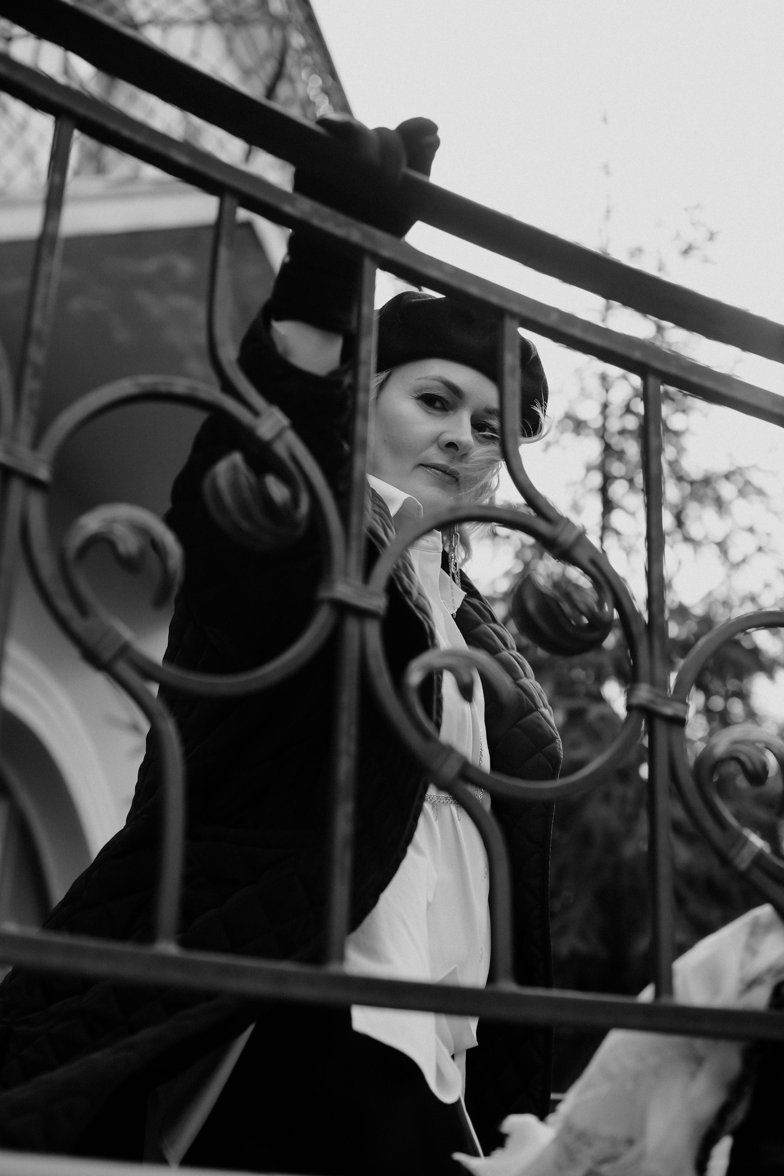 Кофейня, прогулка, ветер. Креативный и женский Фотограф Омске Наталья Лебедева