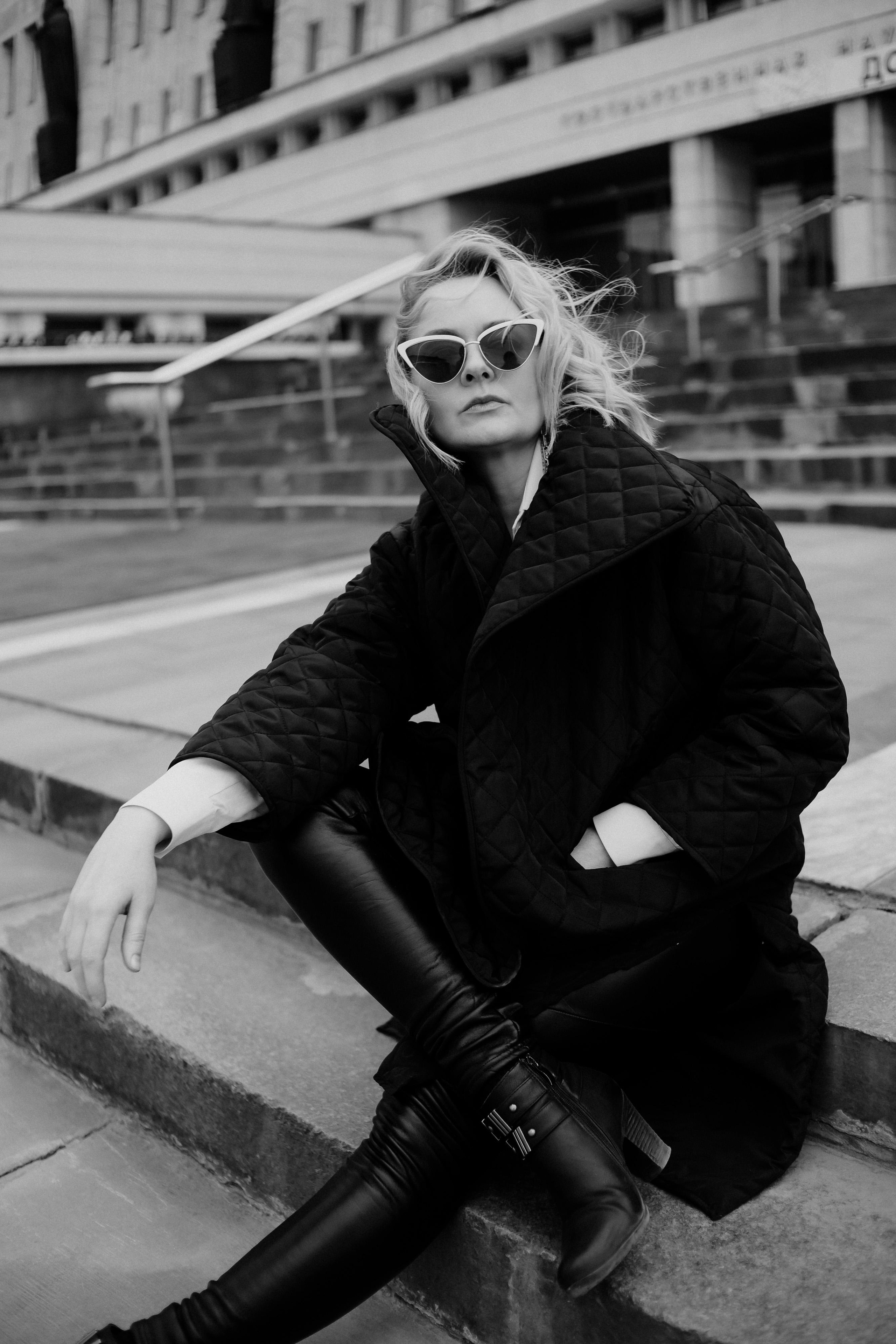 Кофейня, прогулка, ветер. Креативный и женский Фотограф Омске Наталья Лебедева