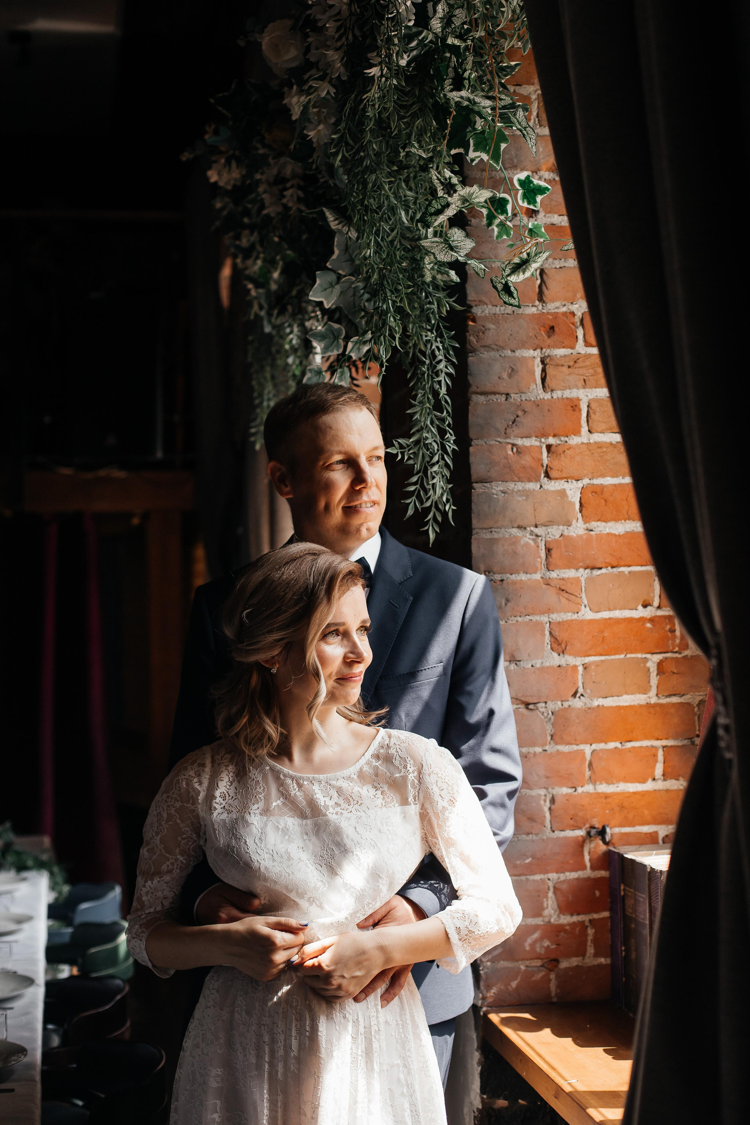 Трамвай, лето, кафе. Креативный и женский Фотограф Омске Наталья Лебедева