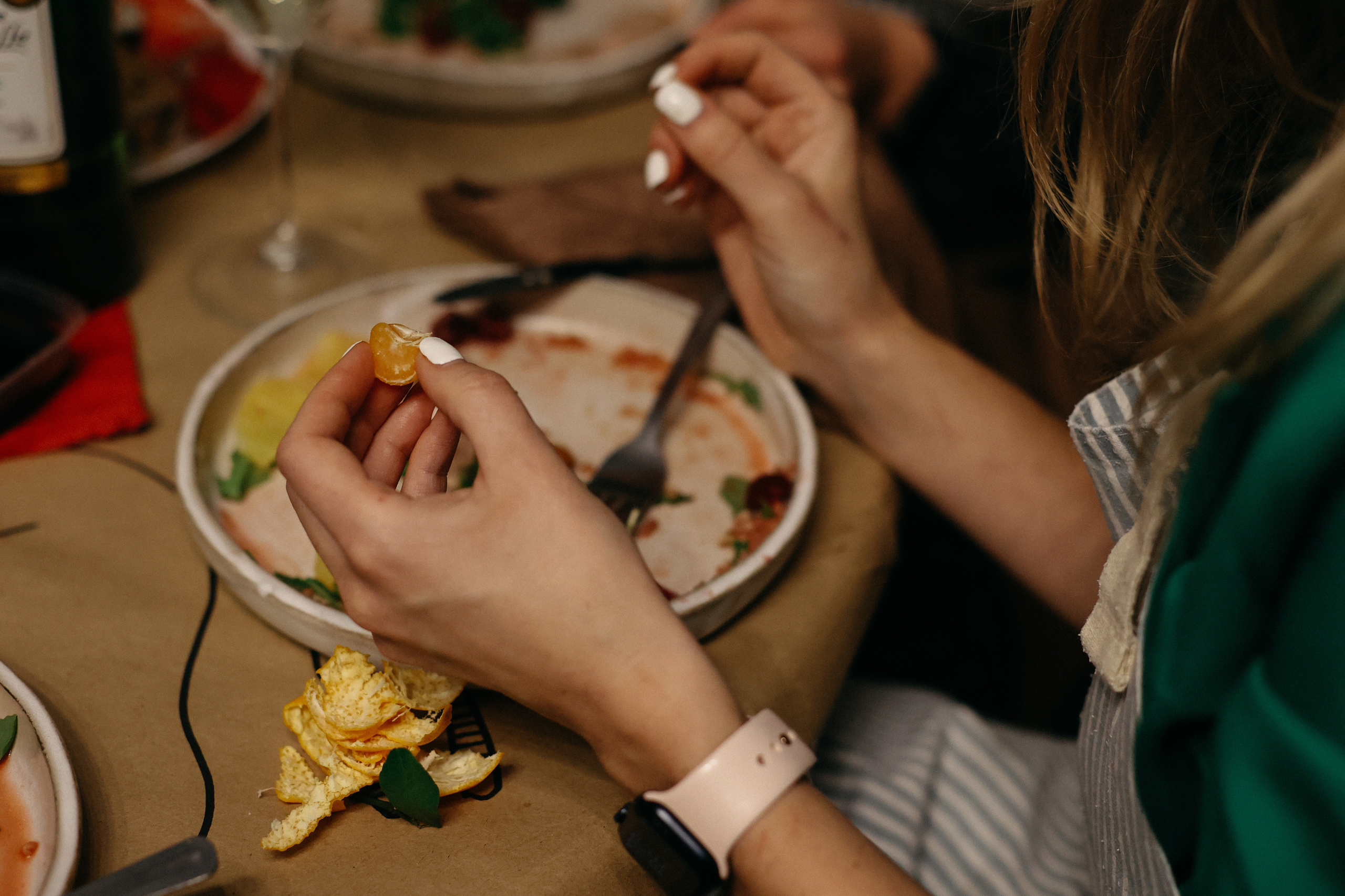 Новогодний ужин. Свадебный фотограф Полина Мишуринская