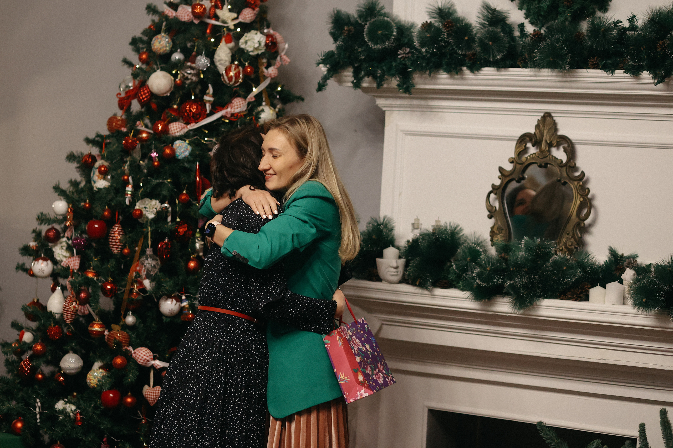 Новогодний ужин. Свадебный фотограф Полина Мишуринская