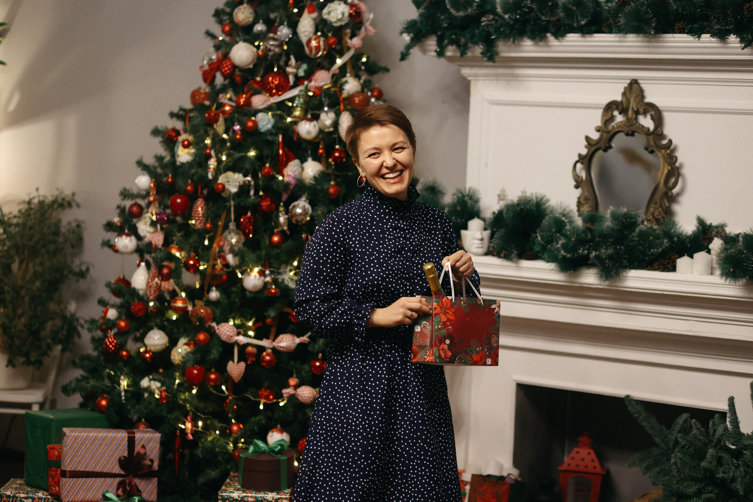 Новогодний ужин. Свадебный фотограф Полина Мишуринская