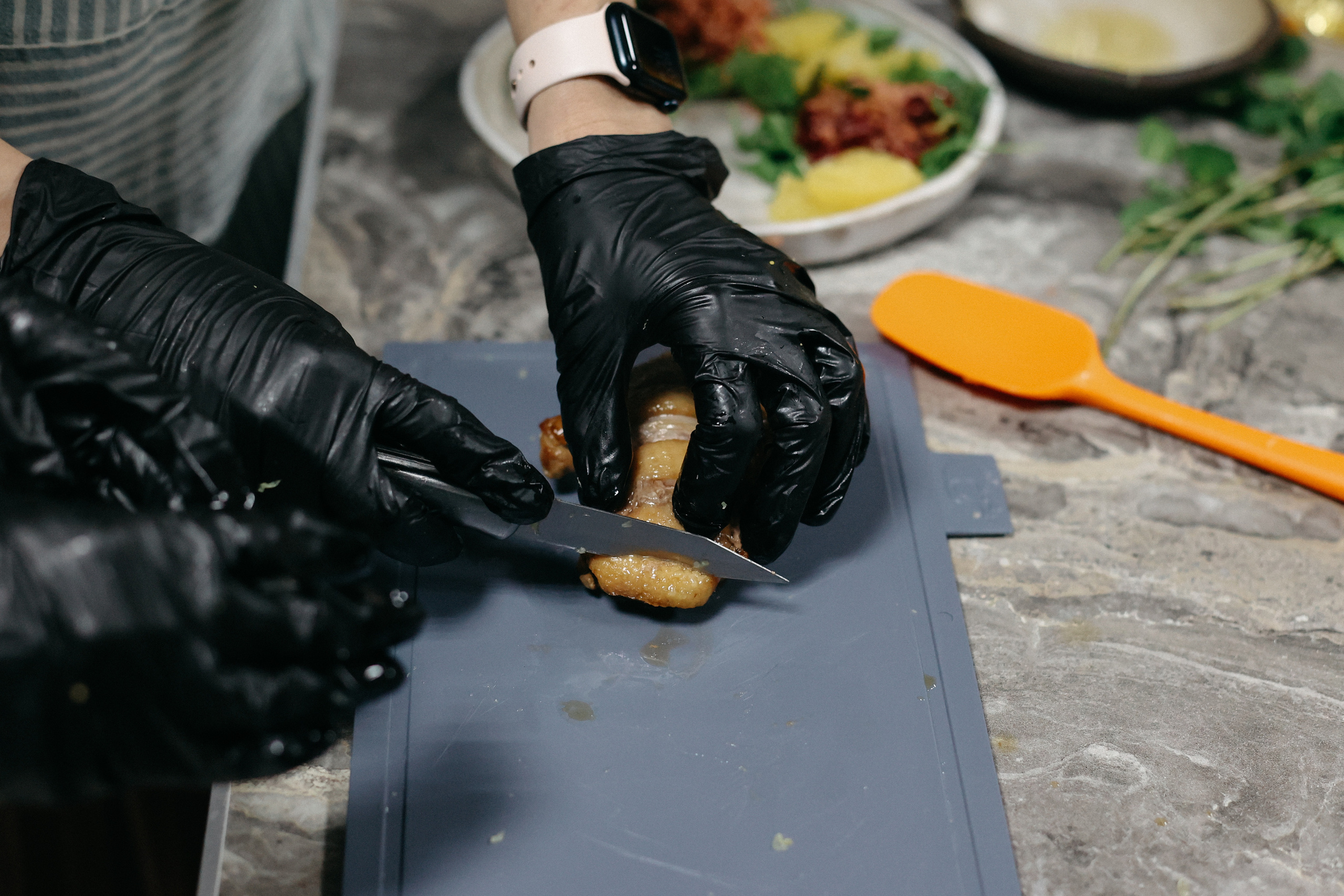 Новогодний ужин. Свадебный фотограф Полина Мишуринская