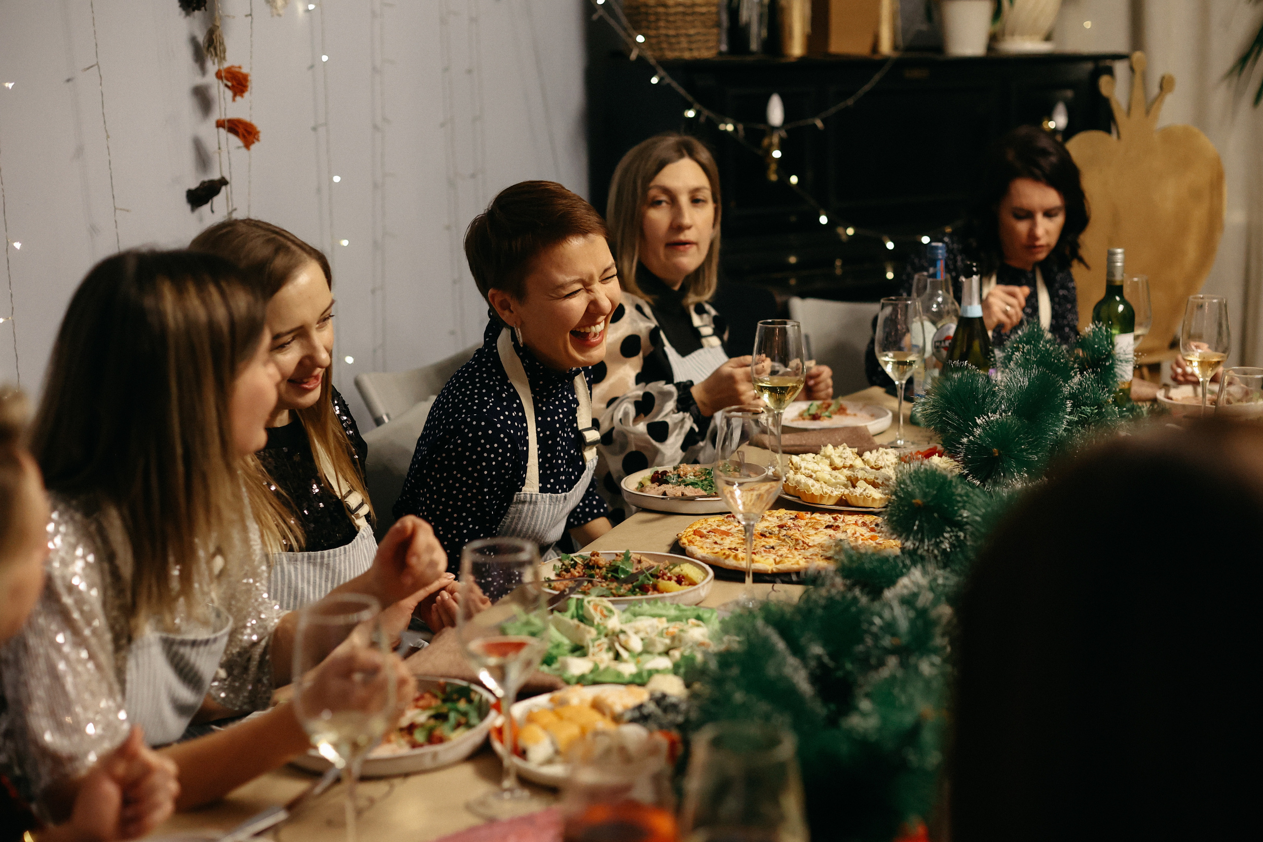 Новогодний ужин. Свадебный фотограф Полина Мишуринская
