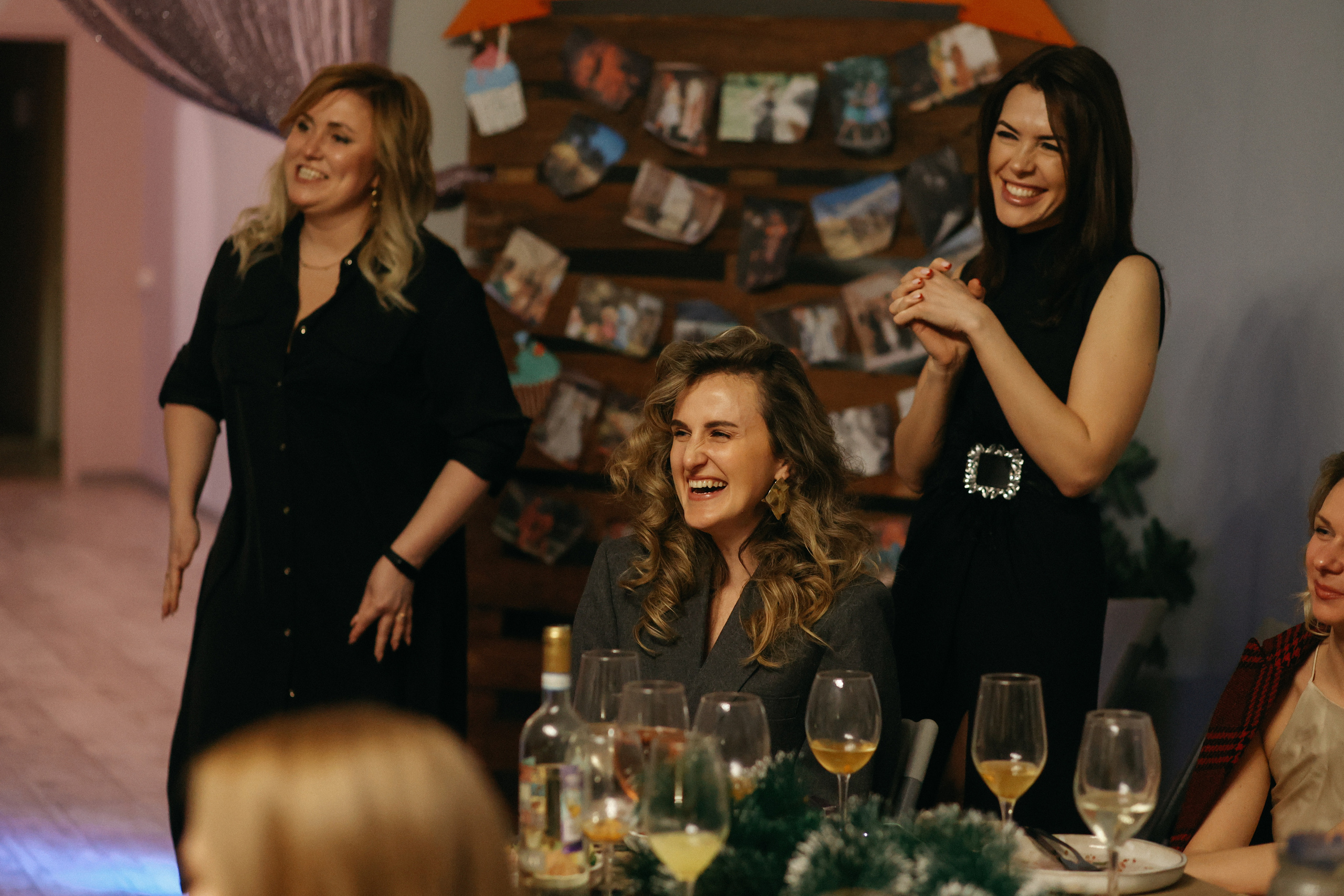 Новогодний ужин. Свадебный фотограф Полина Мишуринская