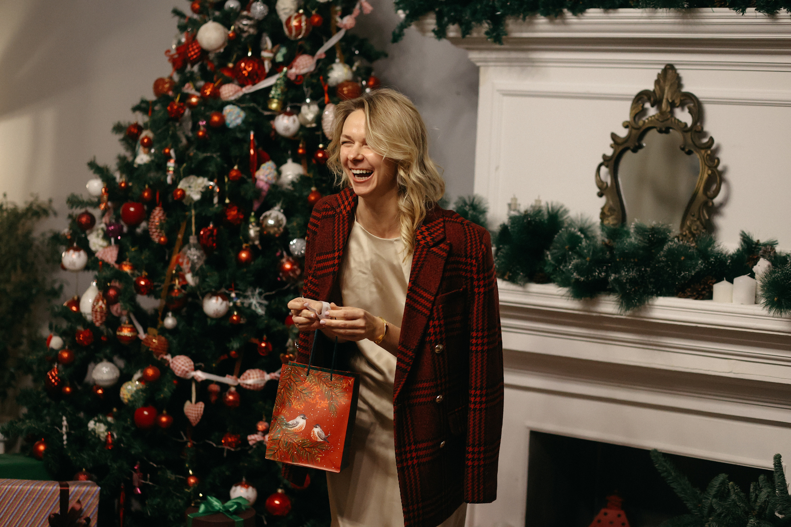 Новогодний ужин. Свадебный фотограф Полина Мишуринская