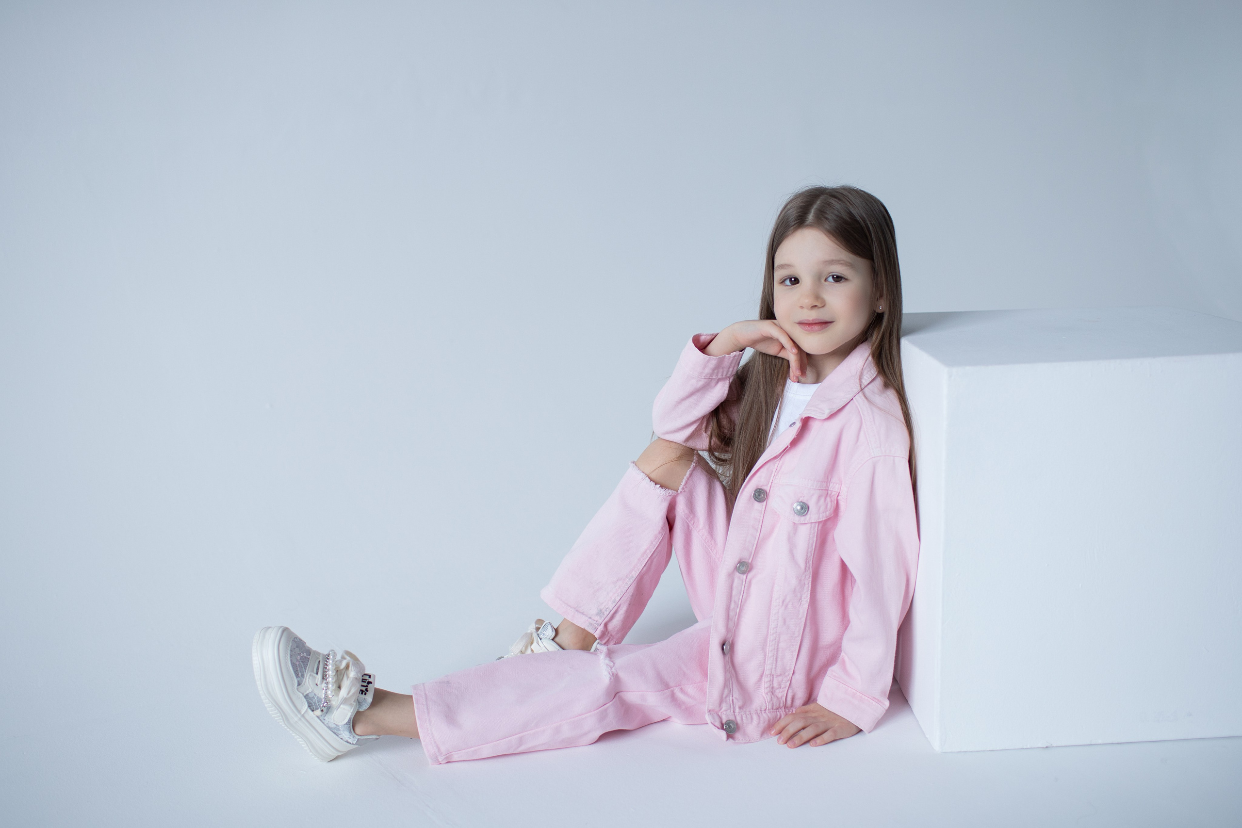 Каролина 127. Международное модельное материнское агентство «Open models»