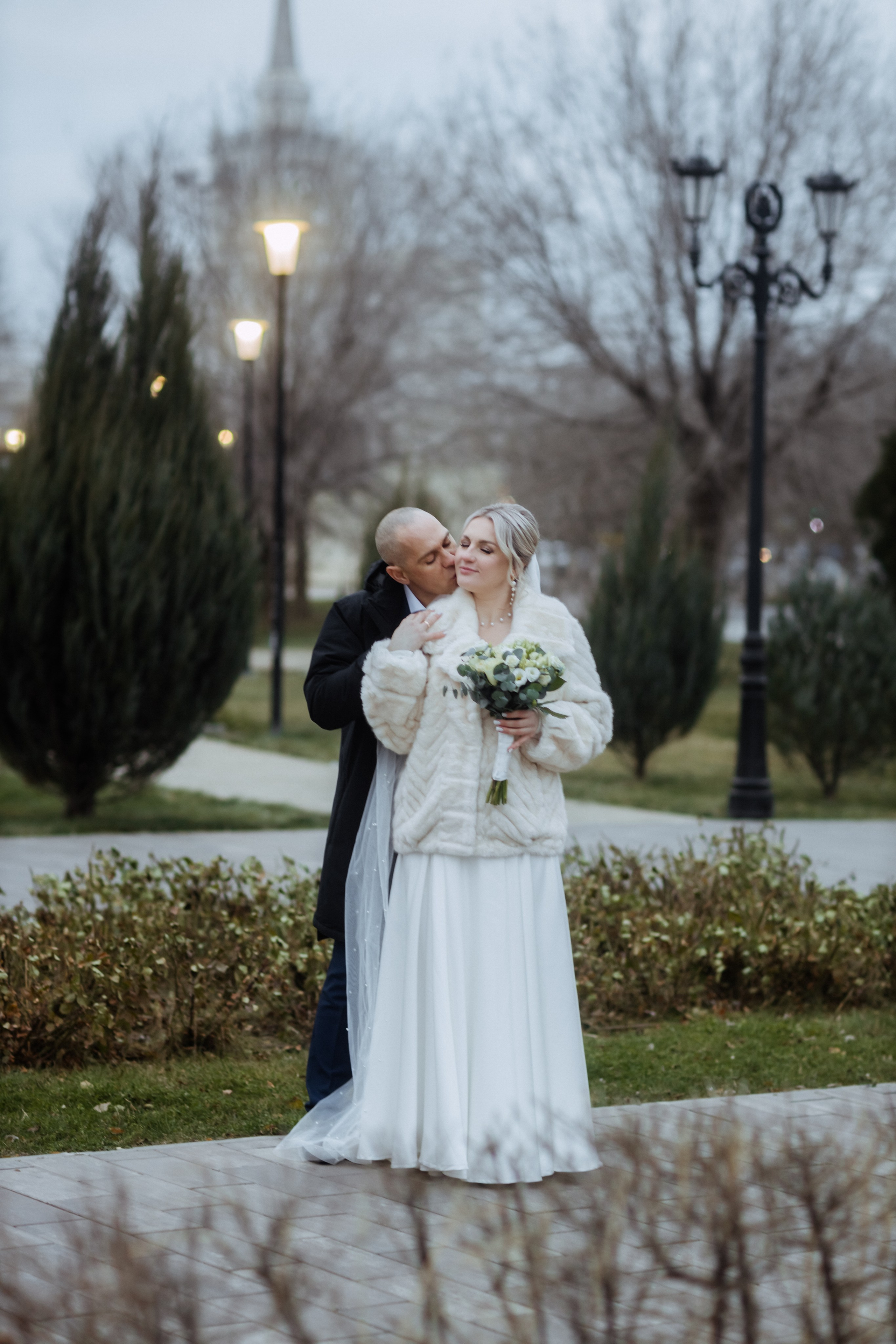 Свадебная фотосессия. Фотографы в городе Волгограде — Людмила Агеева и Алексей Околелов
