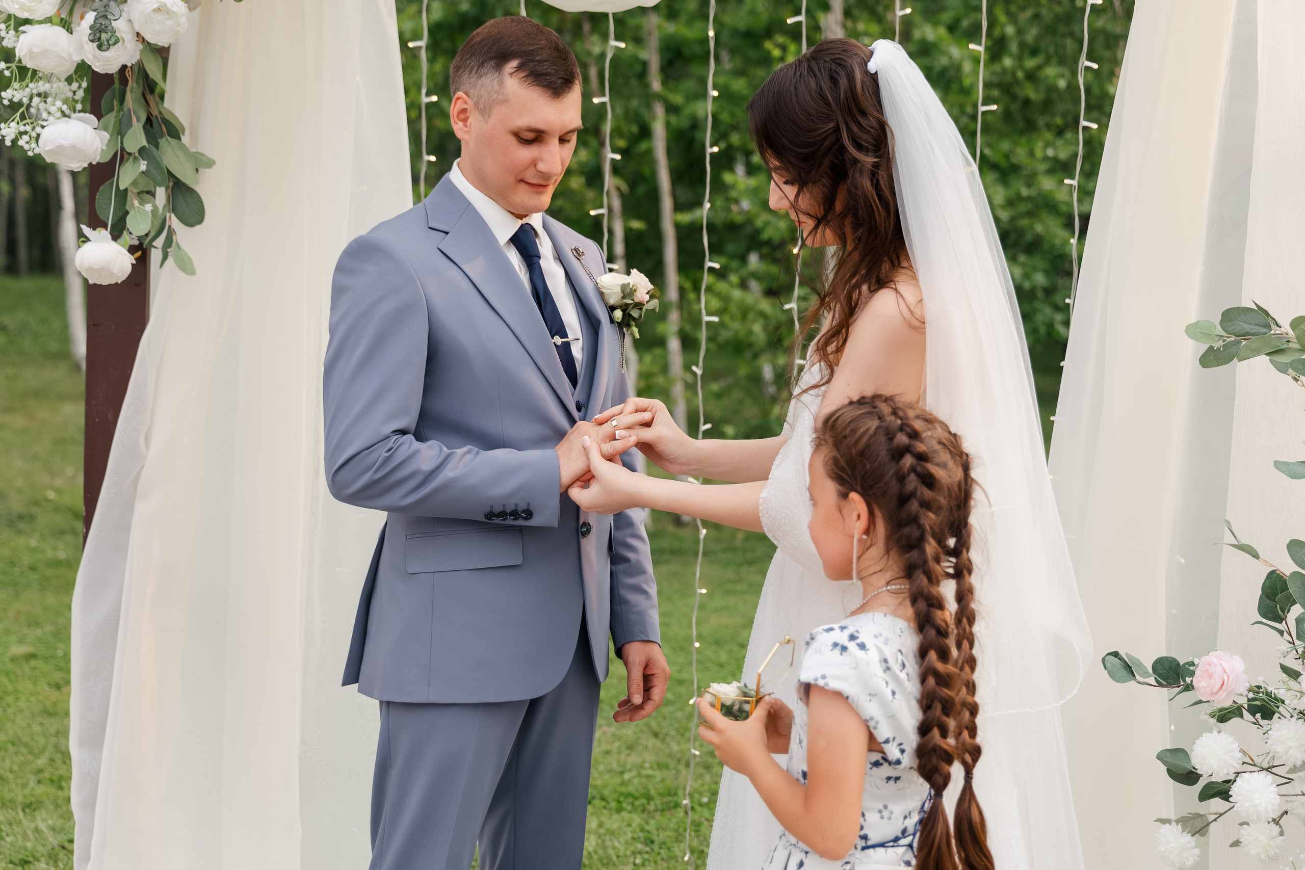 Антон и Яна. Сборы. Дом Офицеров. Выездная. Мельница. Свадебный фотограф в Хабаровске