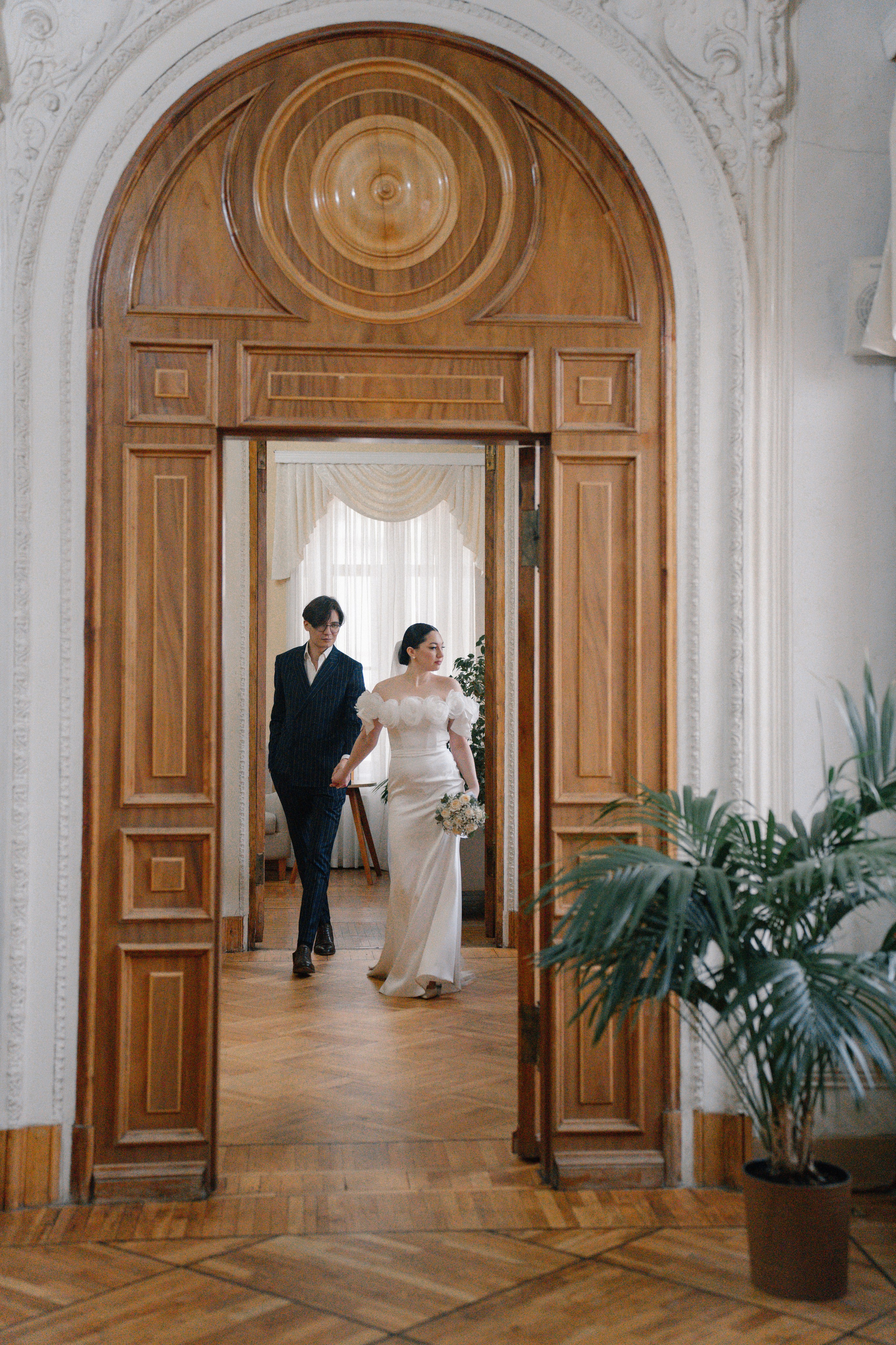 Свадебная фотосессия в Библиотеке читальне им. Пушкина