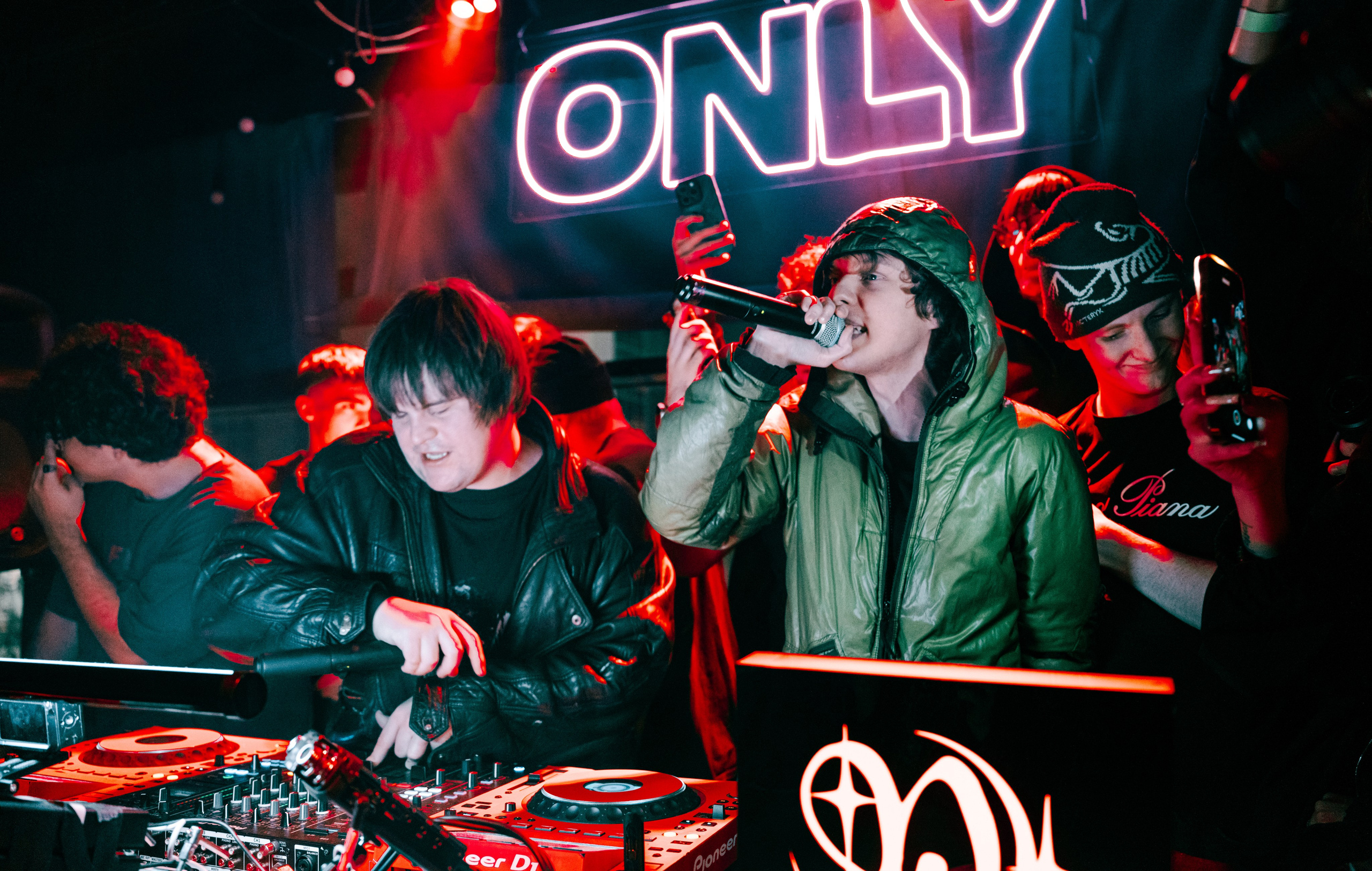 Only Birthday Party & 2HUG + Secret Guest / @Небесный сад. Концертный фотограф в Краснодаре