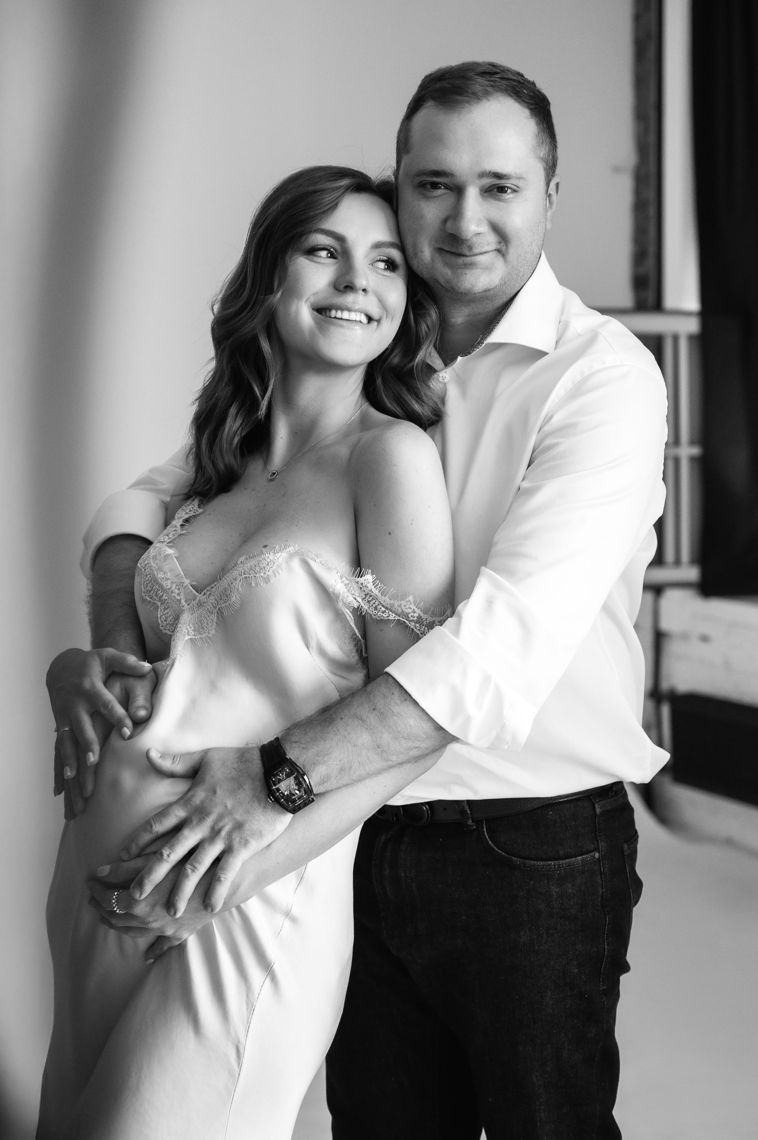 Виктория. Профессиональный фотограф беременности в СПБ. Стильные фотосессии беременности в стиле минимализм и классическая фотография