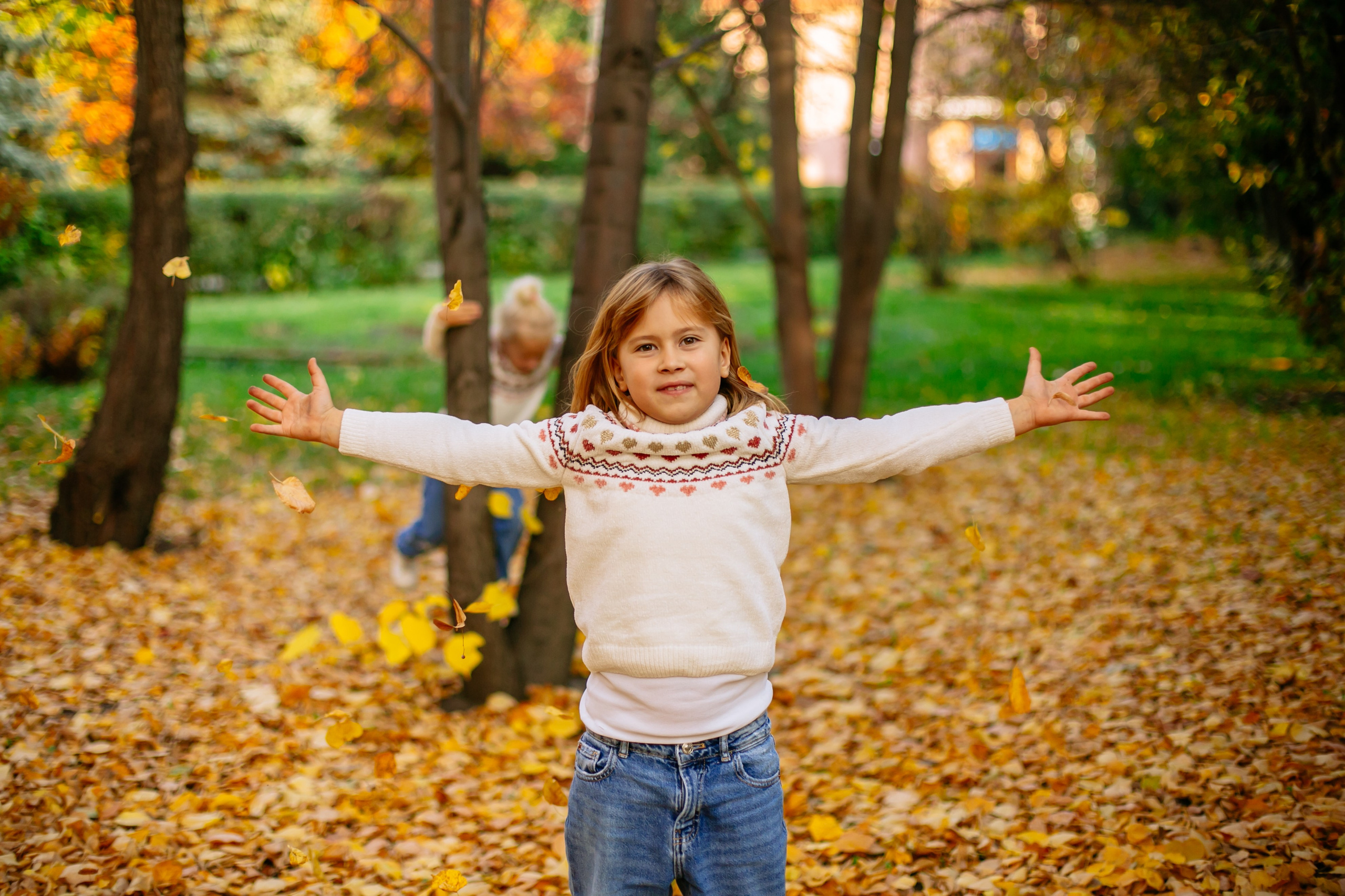 Юля, Анюта, Есения