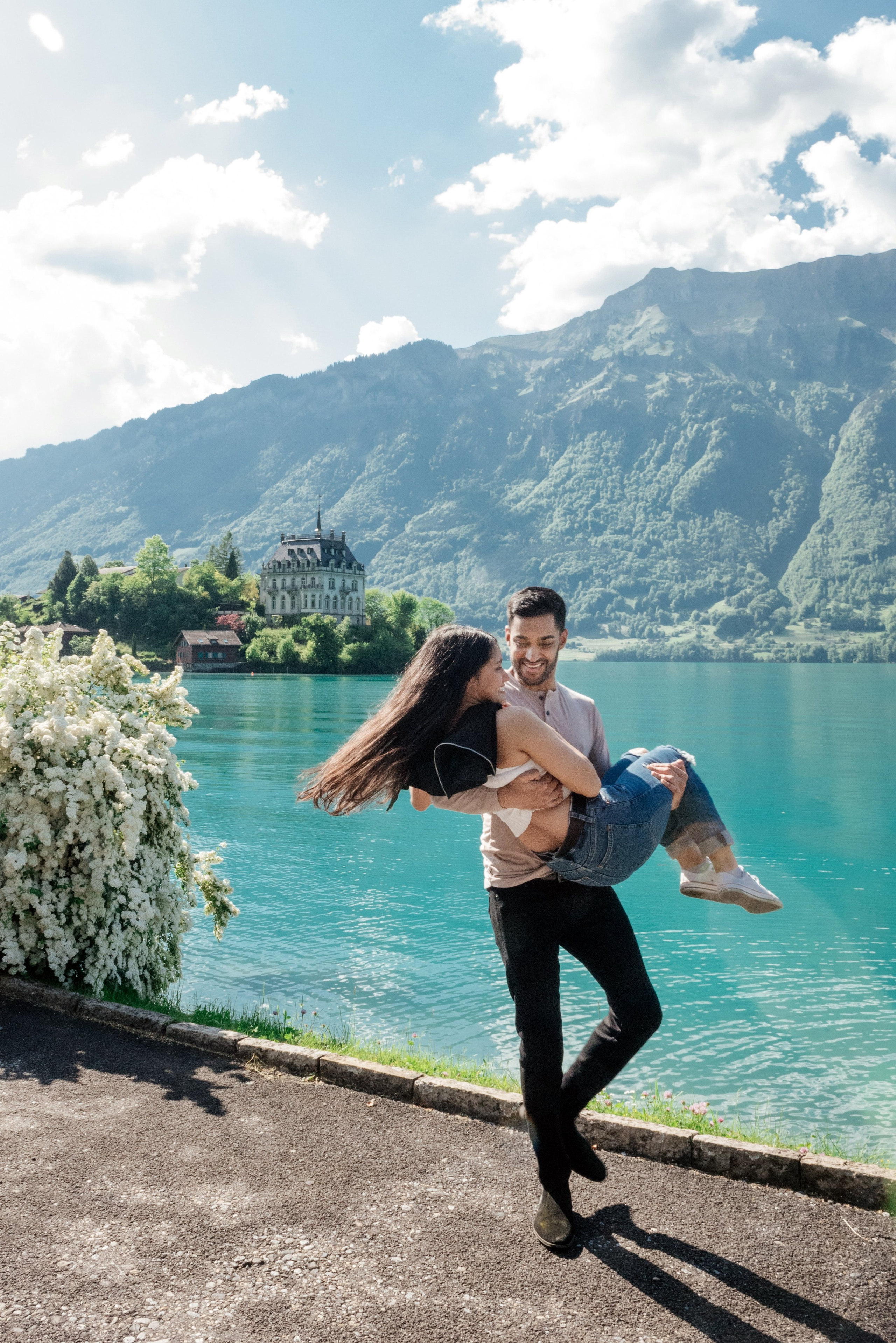 Safeen & Seemeen (Wengen, Murren, Iseltwald). Photographer in Interlaken area