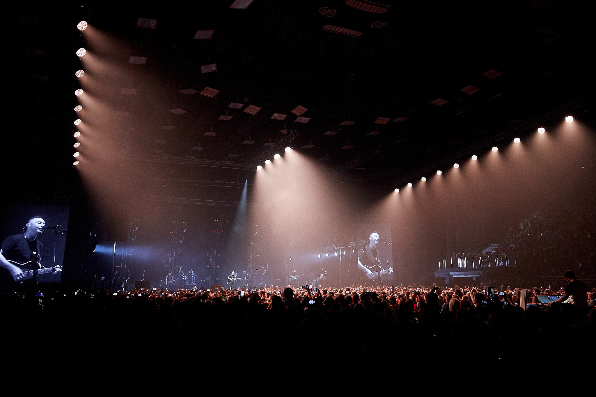 Концерт группы Звери. Фотограф Валерий Сабрам