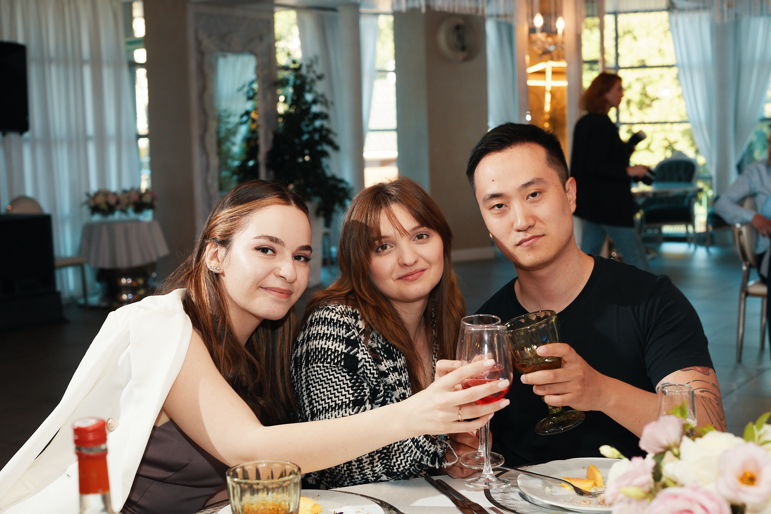 Корпоратив. Стоматологи в ресторане Vinity. Фотограф Валерий Сабрам