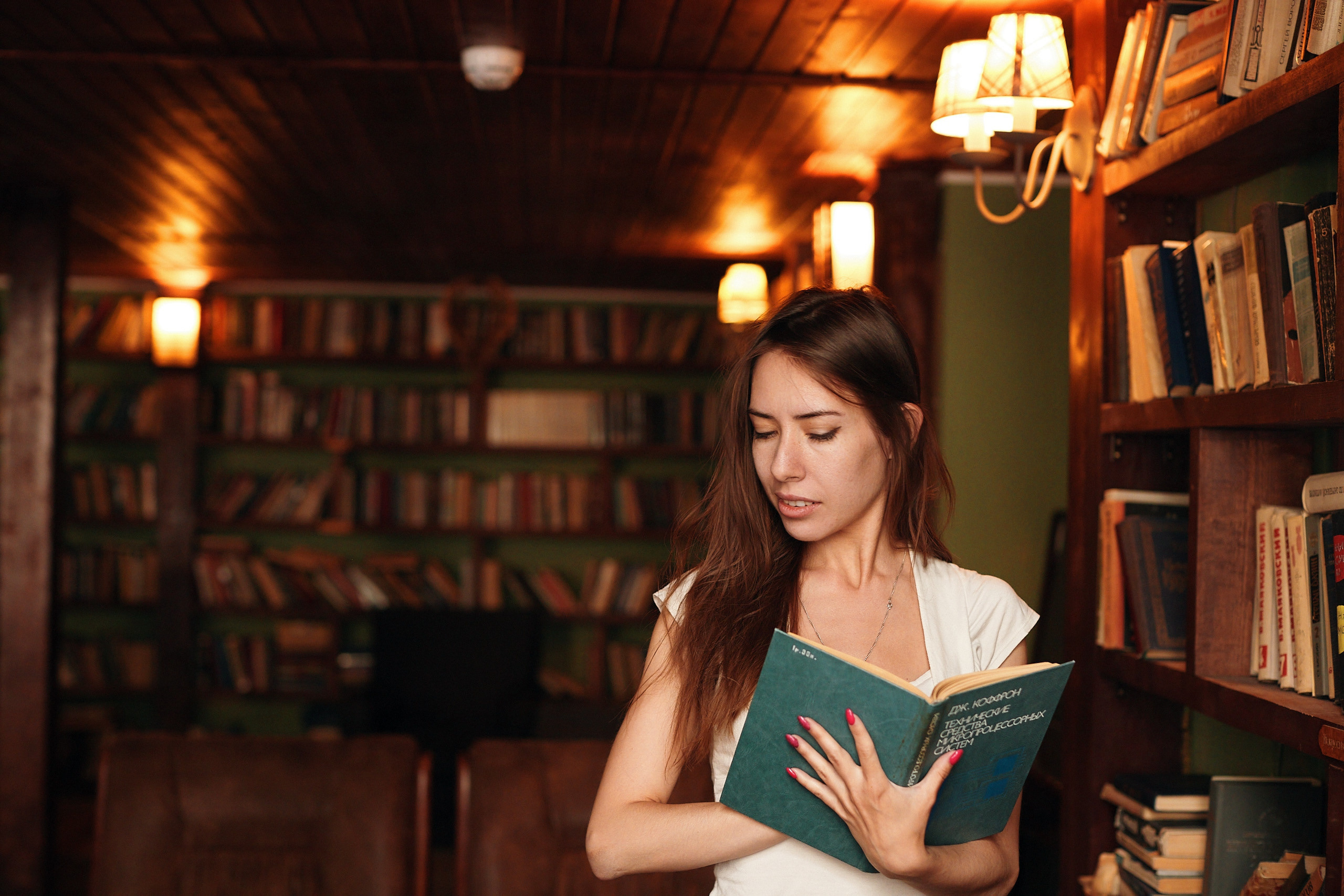 Фотопрогулка по Петербургу с Надеждой. Фотограф Валерий Сабрам