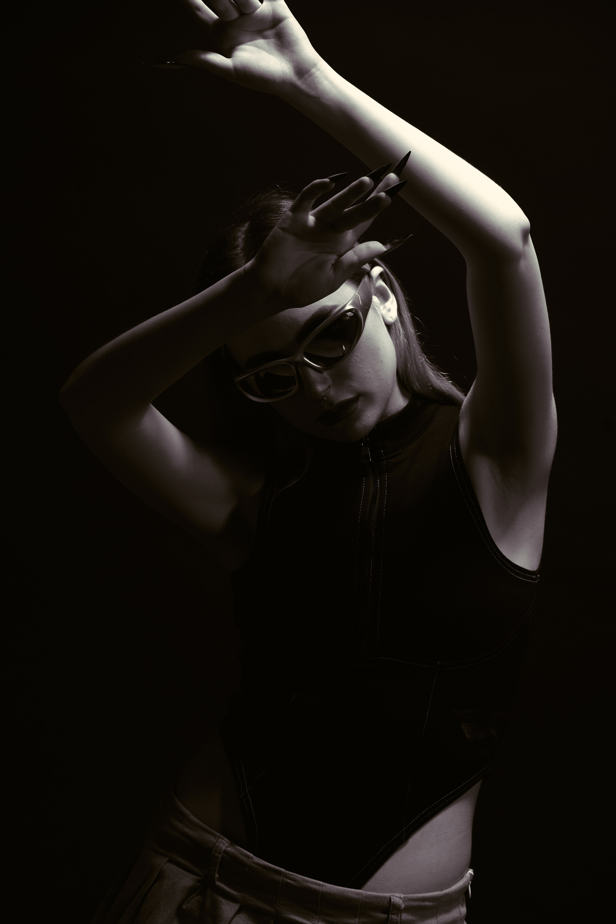 Llou.iise. Московский фотограф WHRMZD