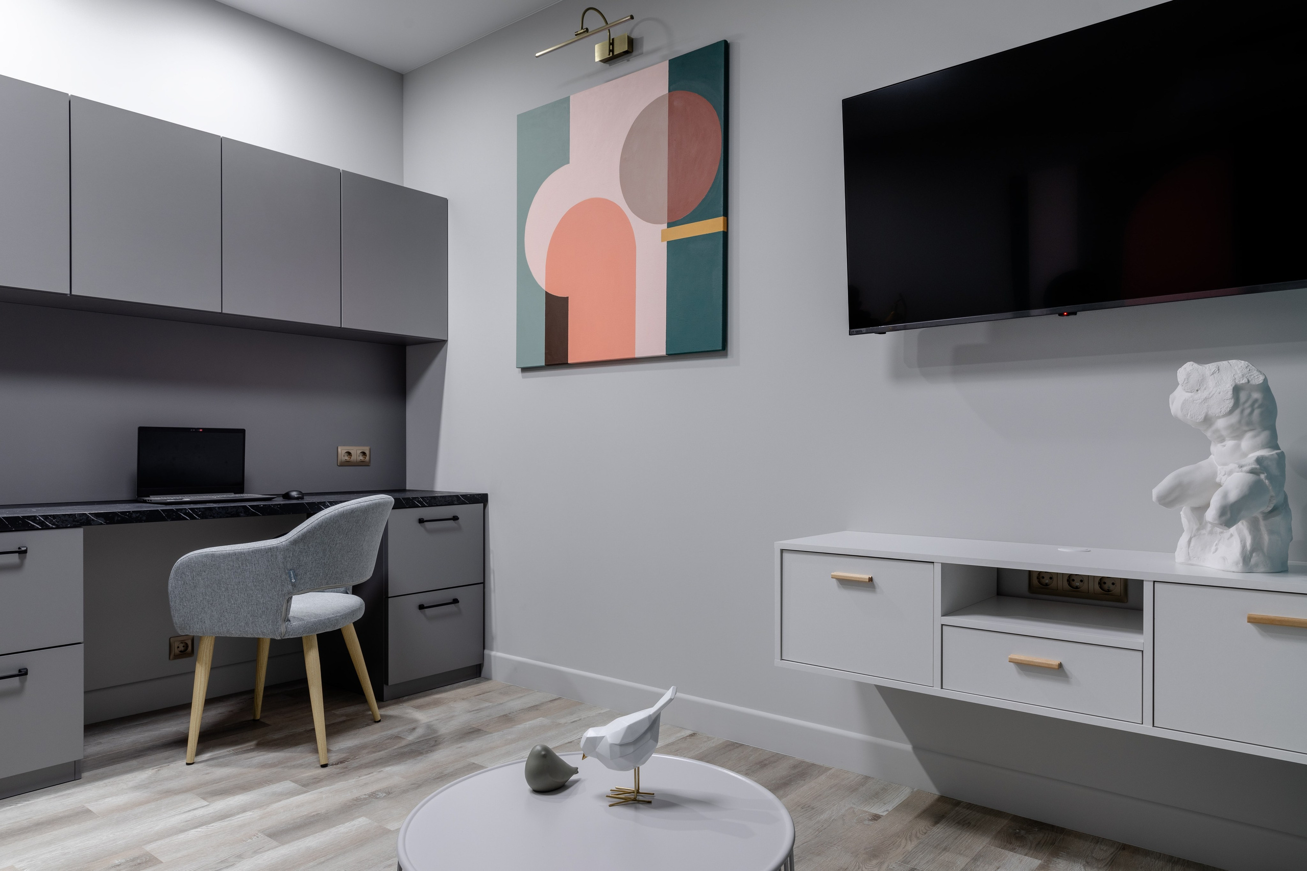 Интерьерная фотосъемка трёхкомнатной квартиры в ЖК «Голубые Дали». Интерьерный фотограф Москва