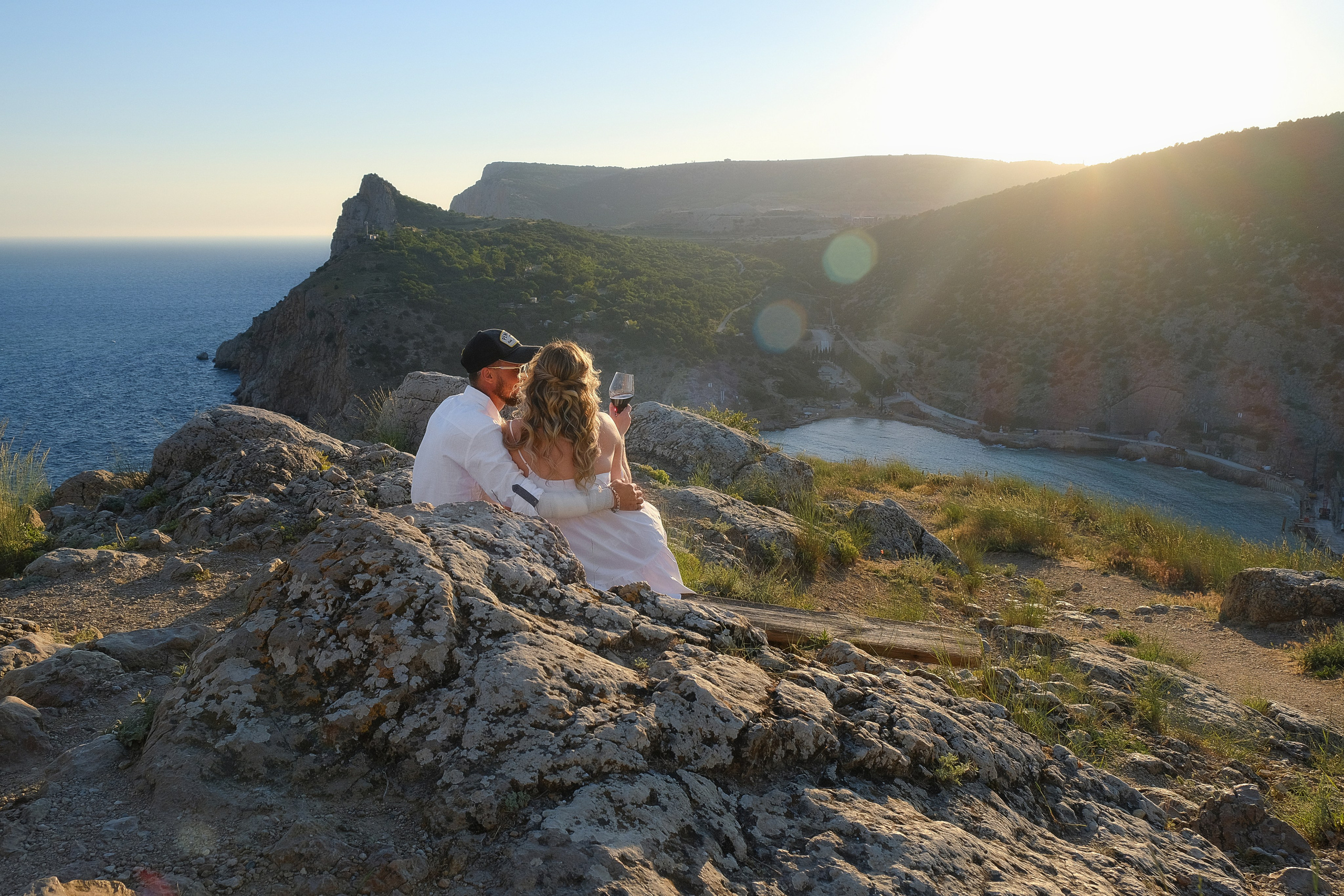 Индивидуальная фотосессия. Разные фото. Профессиональная фотосъемка в Крыму. Натуральные эмоции и живые кадры. Забронируйте дату прямо сейчас!