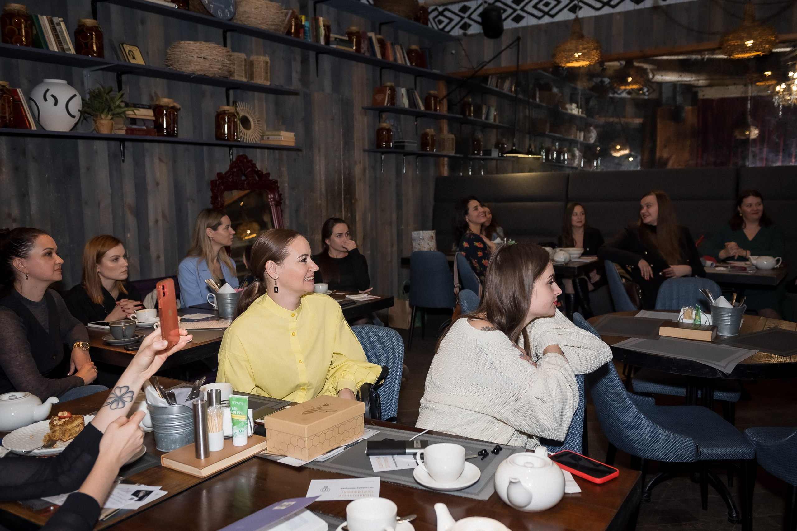 Репортаж мероприятий. КОНТЕНТ |БРЕНД фотограф Санкт-Петербург — Жанна Олтаржевская