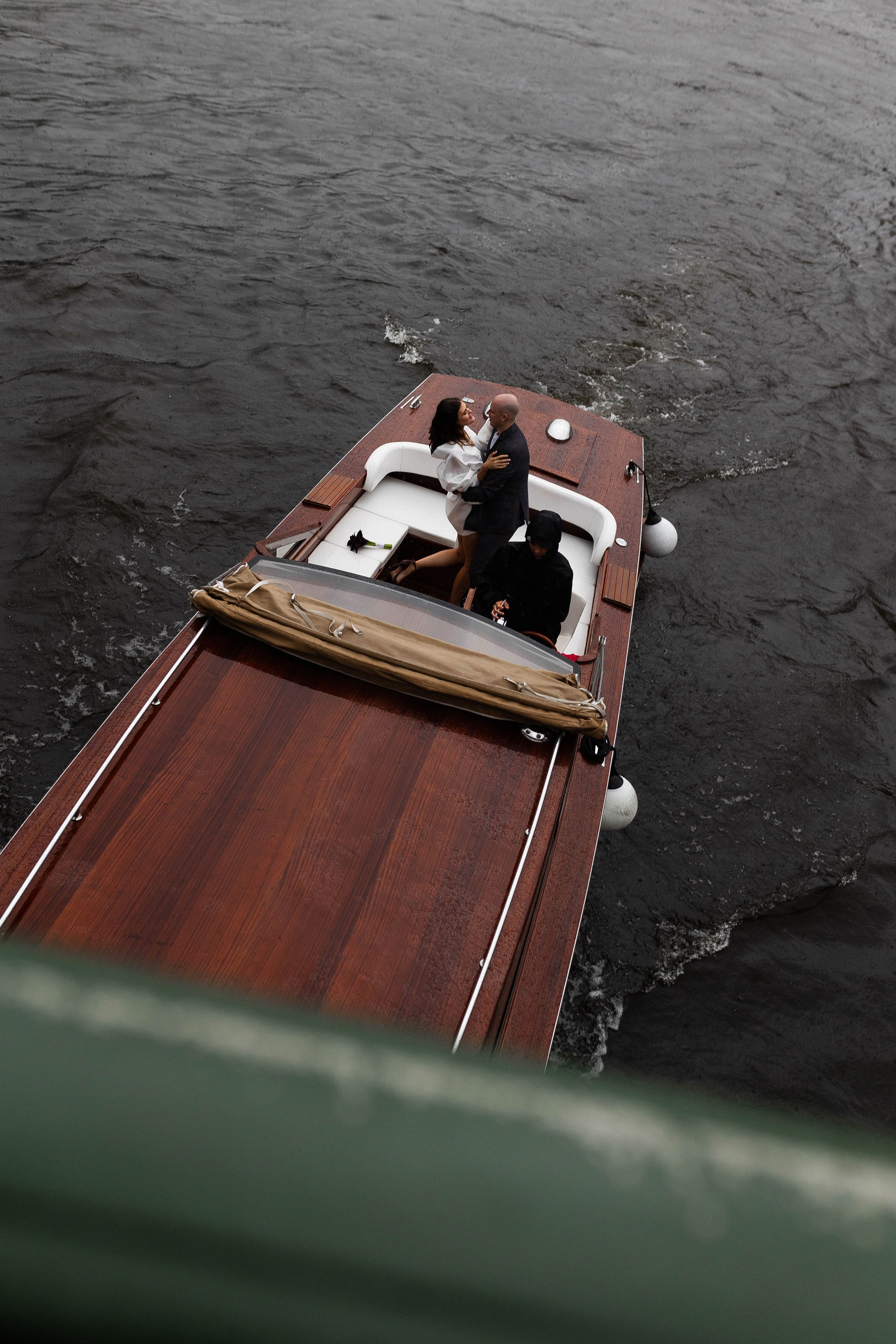 …. Свадебный фотограф в Санкт-Петербурге Александра Чукавина