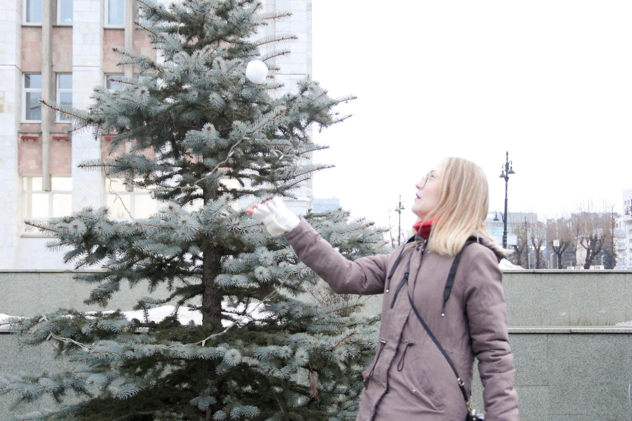 Маша на прогулке. Фотограф Пермь. Фотосессия в фотостудии Перми и на свежем воздухе