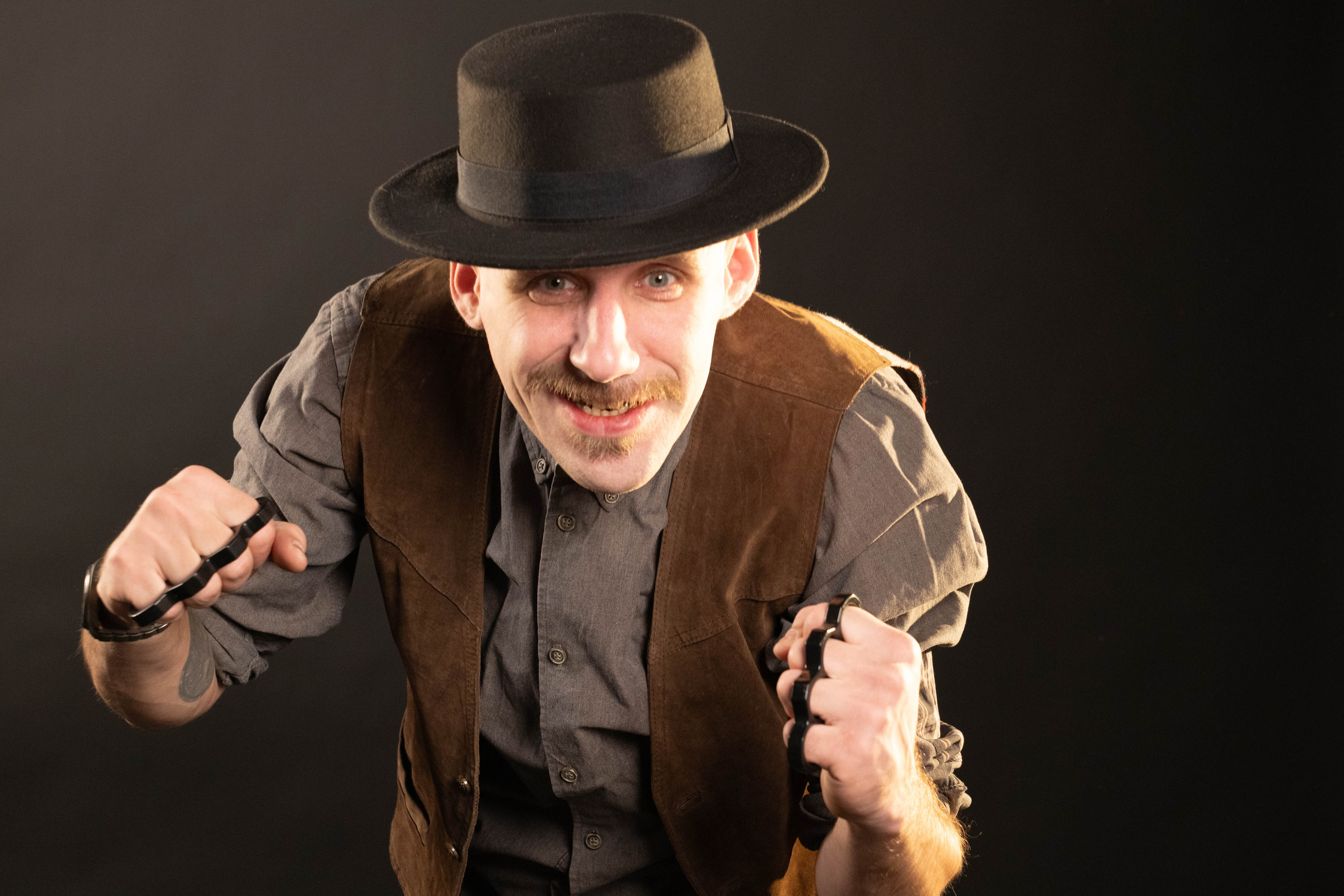 ПРОЕКТ БОНИ И КЛАЙД (Дарья и Павел). АЛЕКСЕЙ КОЛМАКОВ. Фотограф. Москва и Московская область