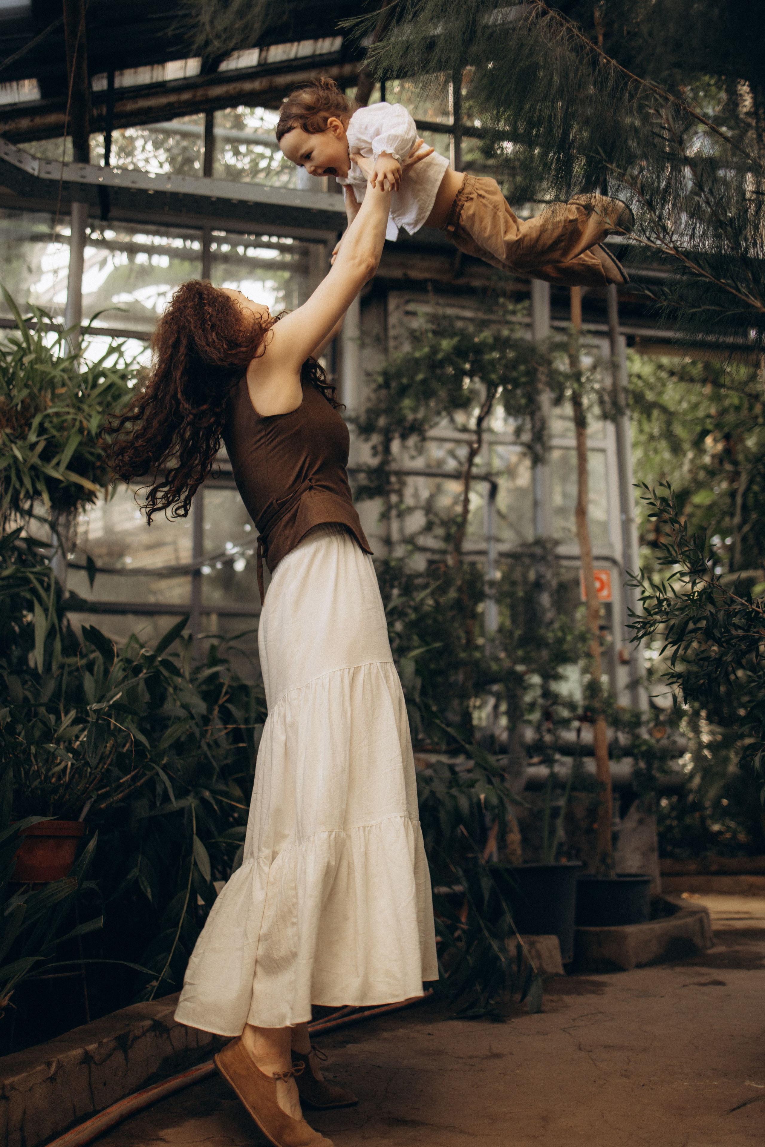 Прогулка по оранжерее. Семейный фотограф в Москве Ксения Аганина