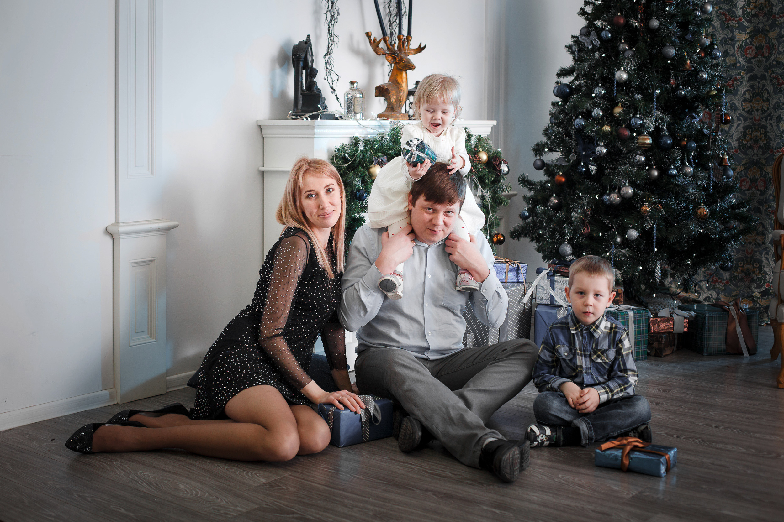 Семейная фотосессия в Ивантеевке зал Монреаль